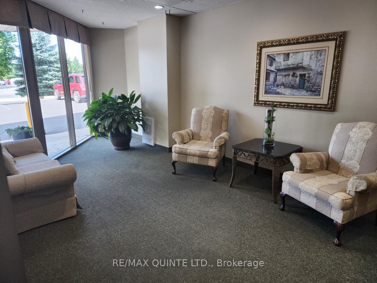 Photo 3 of Unit 605, 344 Front Street, Belleville, Belleville Ward — HOMEH