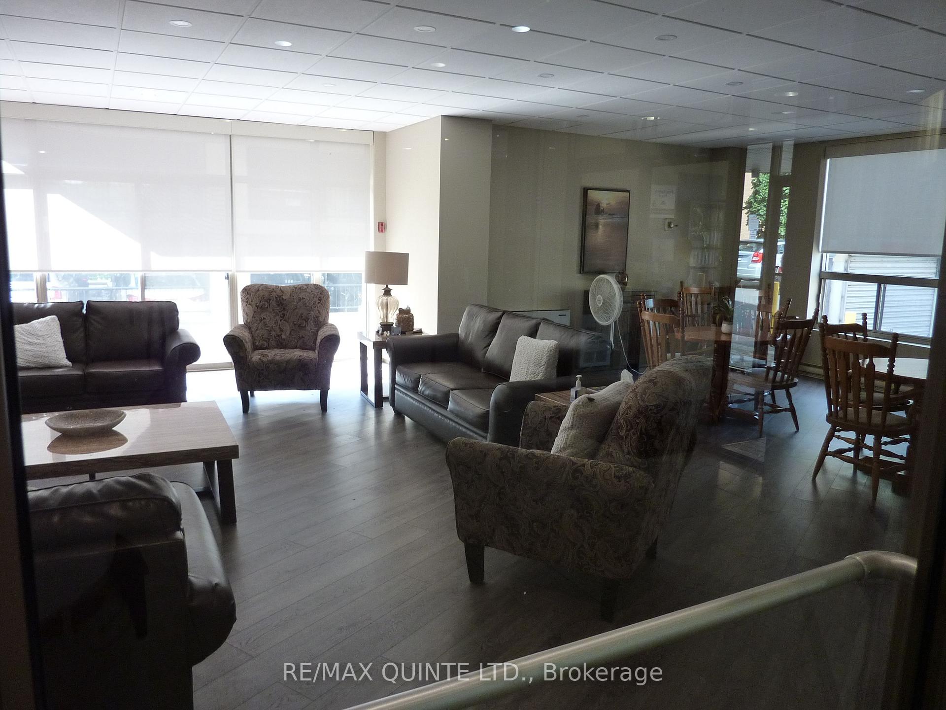 Photo 4 of Unit 605, 344 Front Street, Belleville, Belleville Ward — HOMEH
