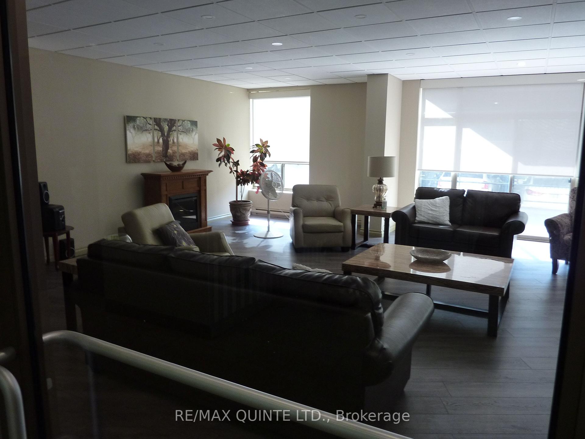 Photo 5 of Unit 605, 344 Front Street, Belleville, Belleville Ward — HOMEH
