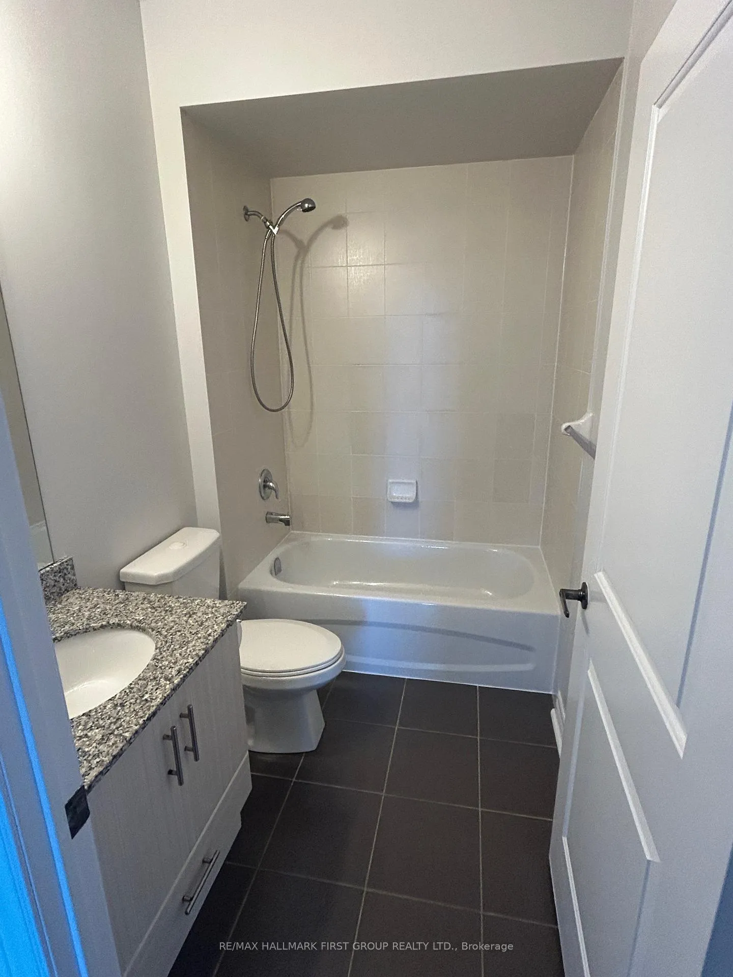 Photo 7 of Unit 310, 7768 Kennedy Road, Markham, Milliken Mills East — HOMEH