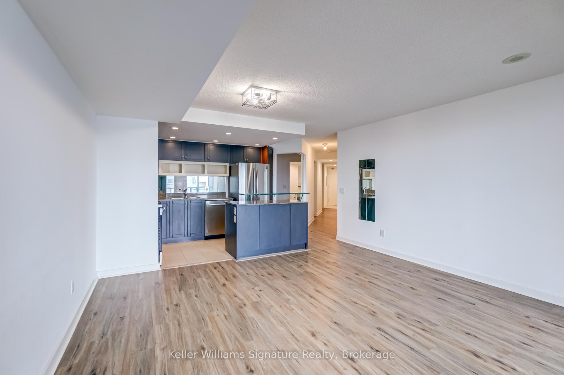 Photo 20 of Unit 1010, 8 York Street, Toronto, Waterfront Communities — HOMEH