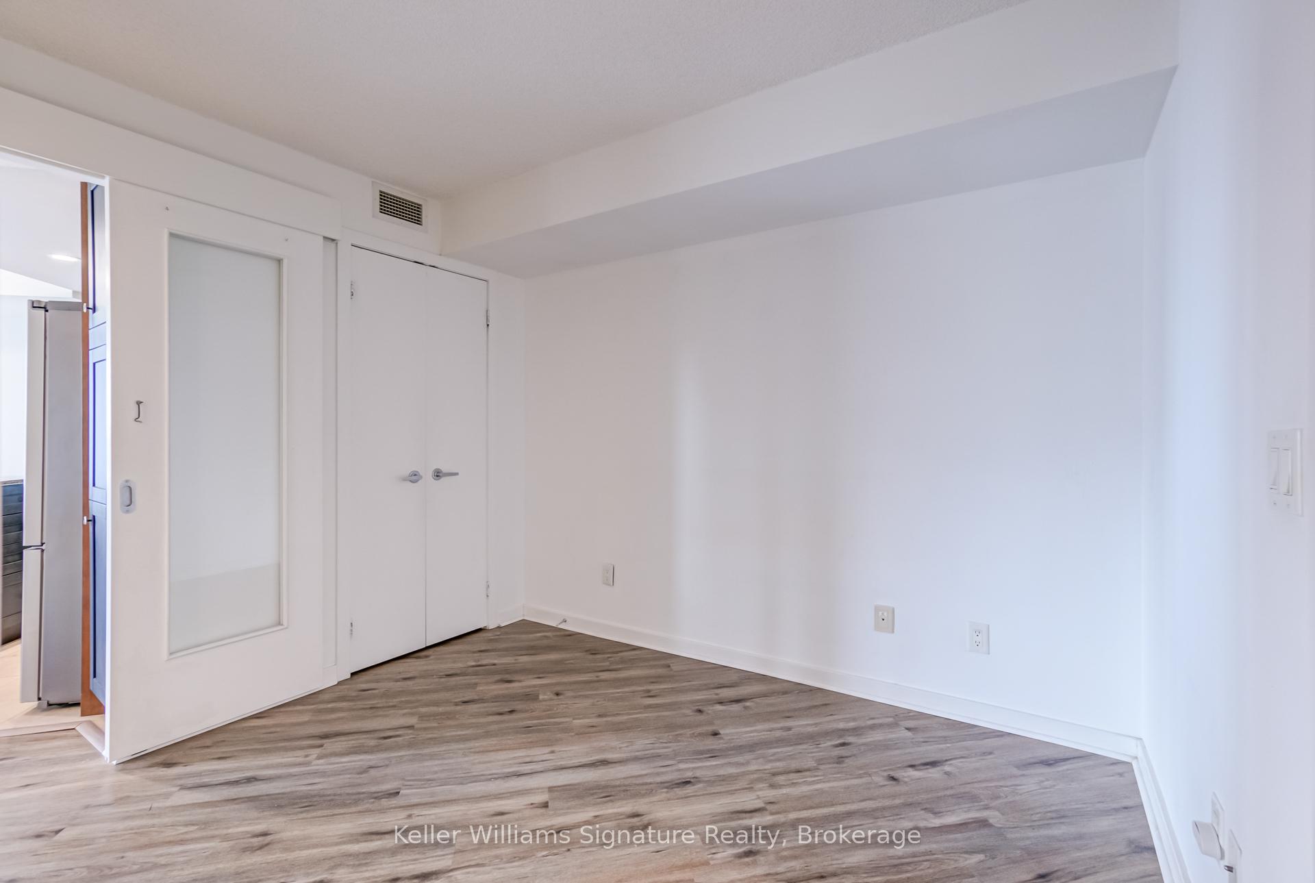 Photo 26 of Unit 1010, 8 York Street, Toronto, Waterfront Communities — HOMEH