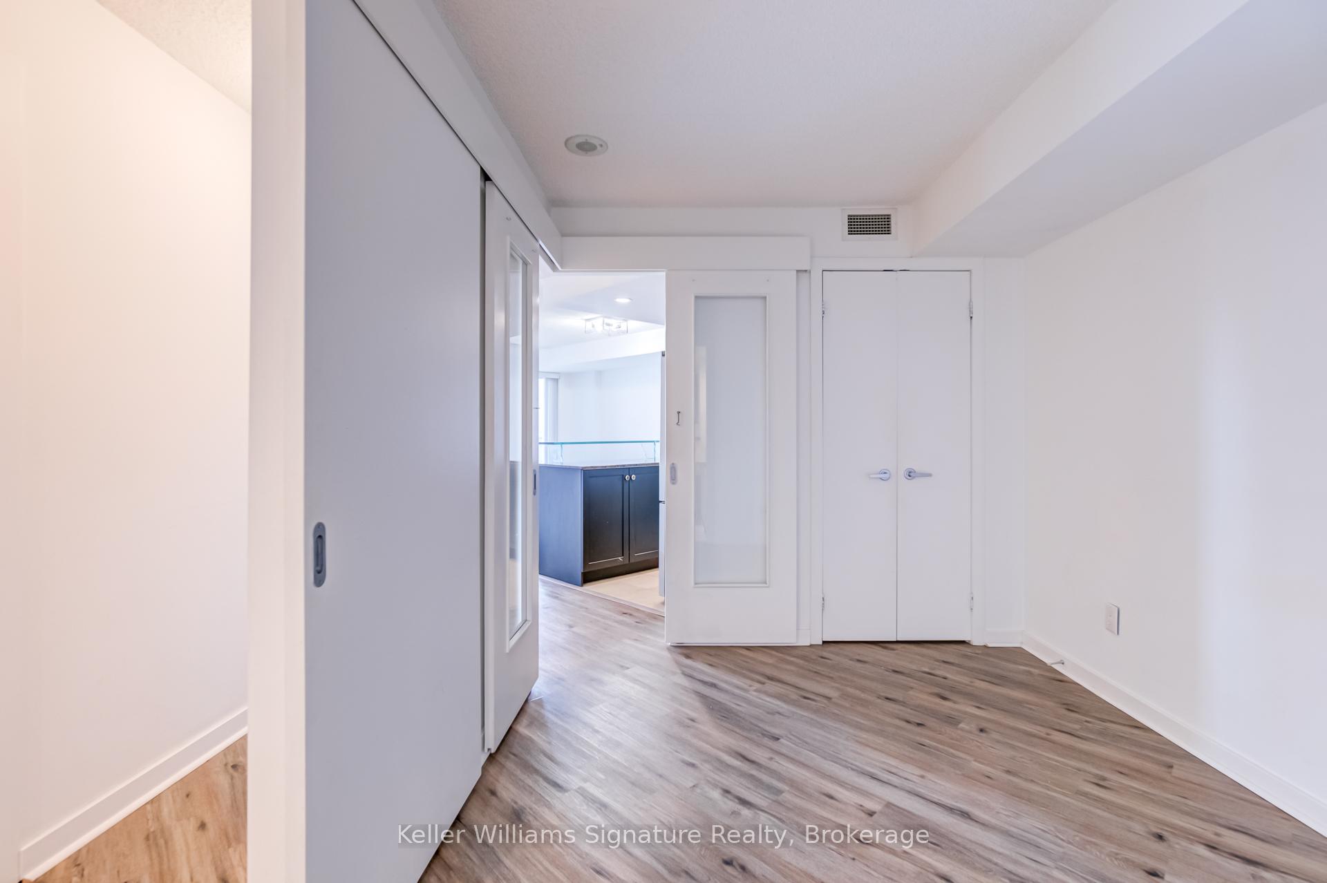 Photo 27 of Unit 1010, 8 York Street, Toronto, Waterfront Communities — HOMEH