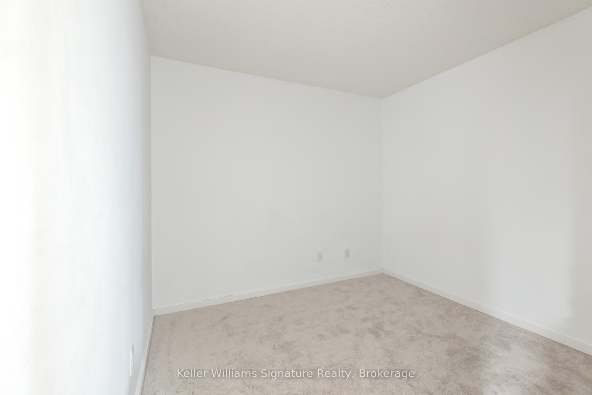 Photo 31 of Unit 1010, 8 York Street, Toronto, Waterfront Communities — HOMEH