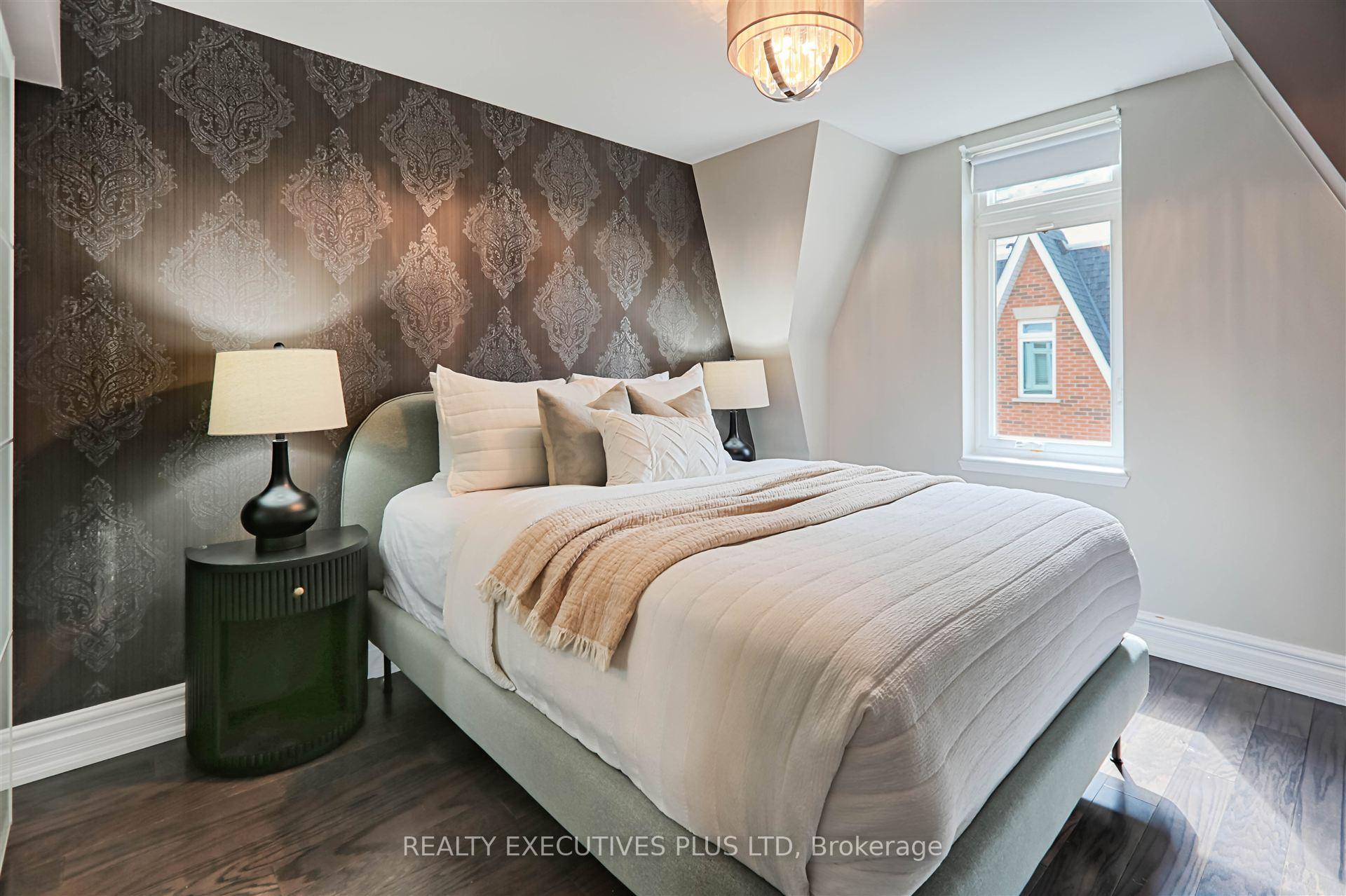 Photo 9 of Unit 9, 98 Redpath Avenue, Toronto, Mount Pleasant West — HOMEH