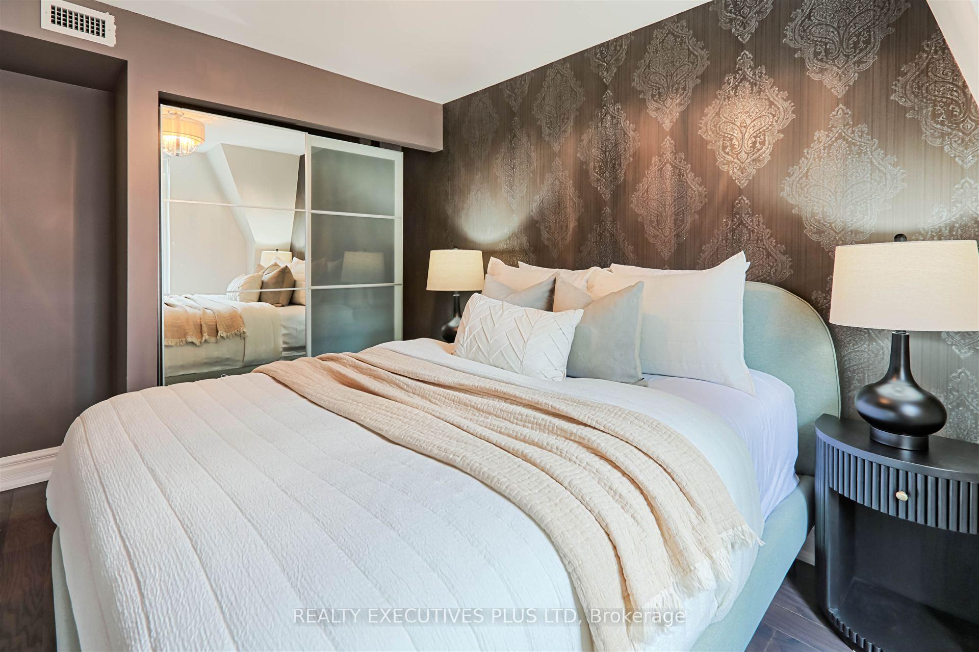 Photo 10 of Unit 9, 98 Redpath Avenue, Toronto, Mount Pleasant West — HOMEH