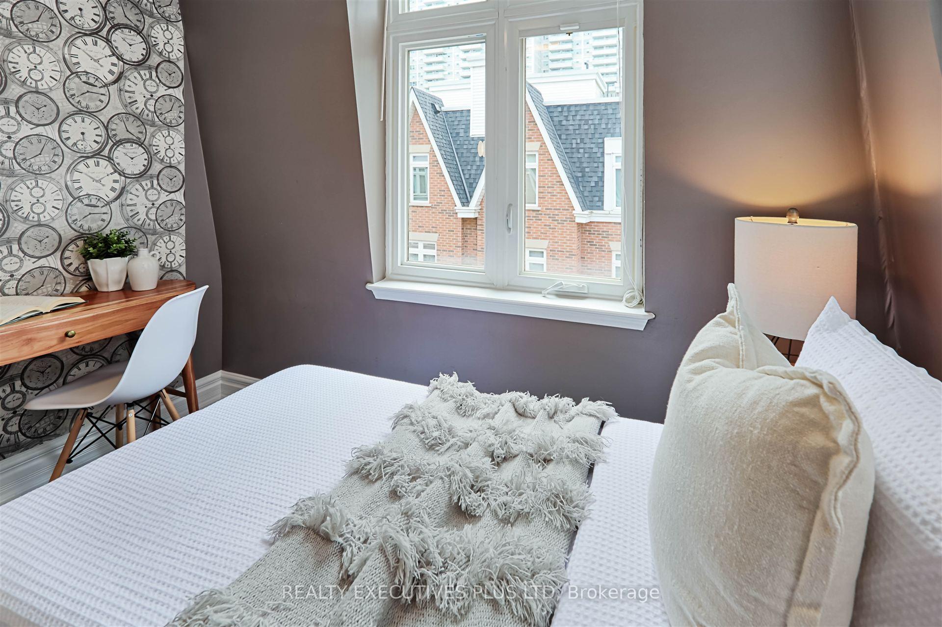 Photo 12 of Unit 9, 98 Redpath Avenue, Toronto, Mount Pleasant West — HOMEH