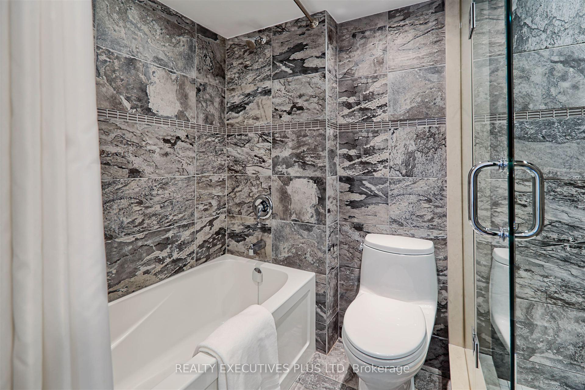 Photo 14 of Unit 9, 98 Redpath Avenue, Toronto, Mount Pleasant West — HOMEH