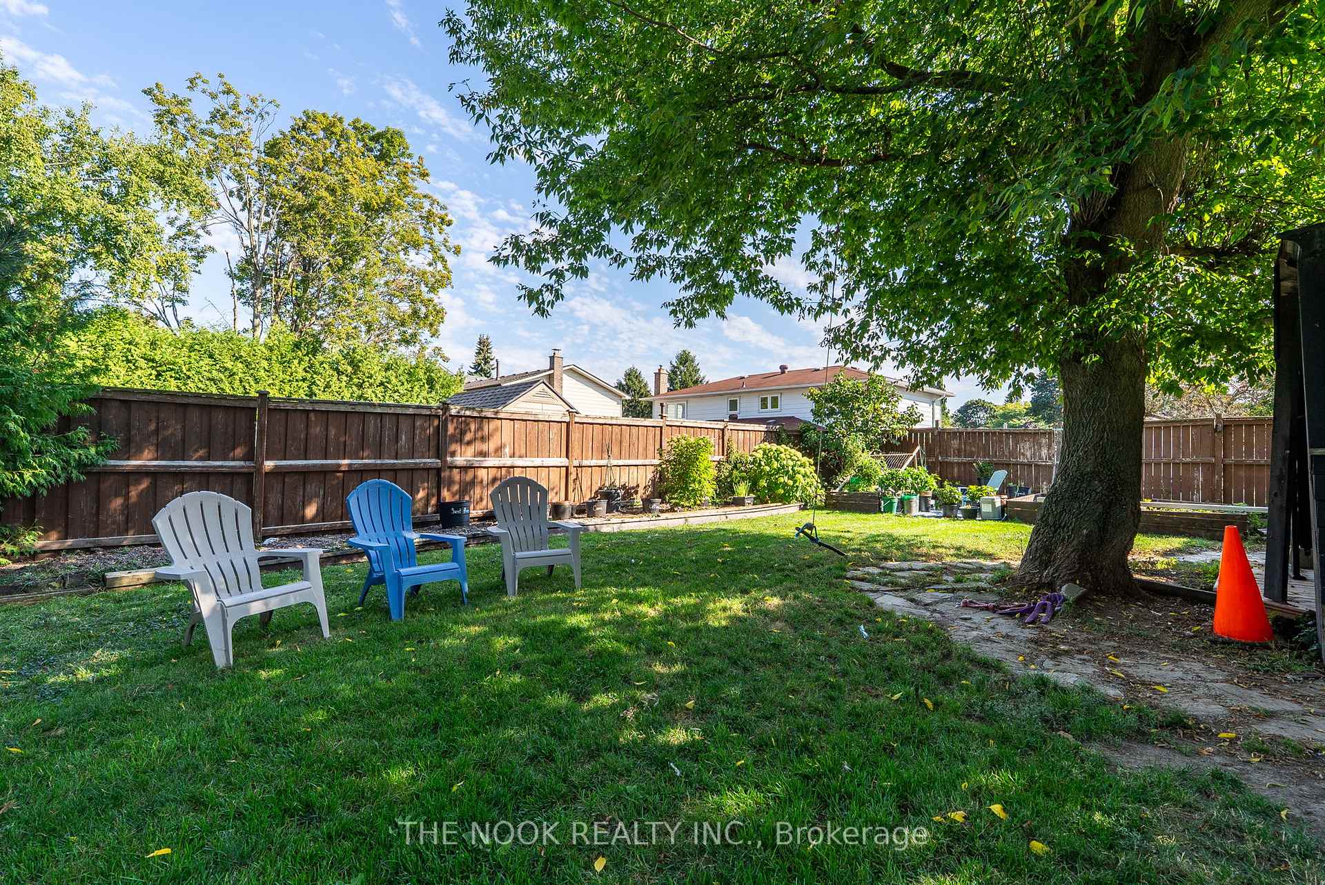 Photo 26 of 73 Waverley Road, Clarington, Bowmanville — HOMEH