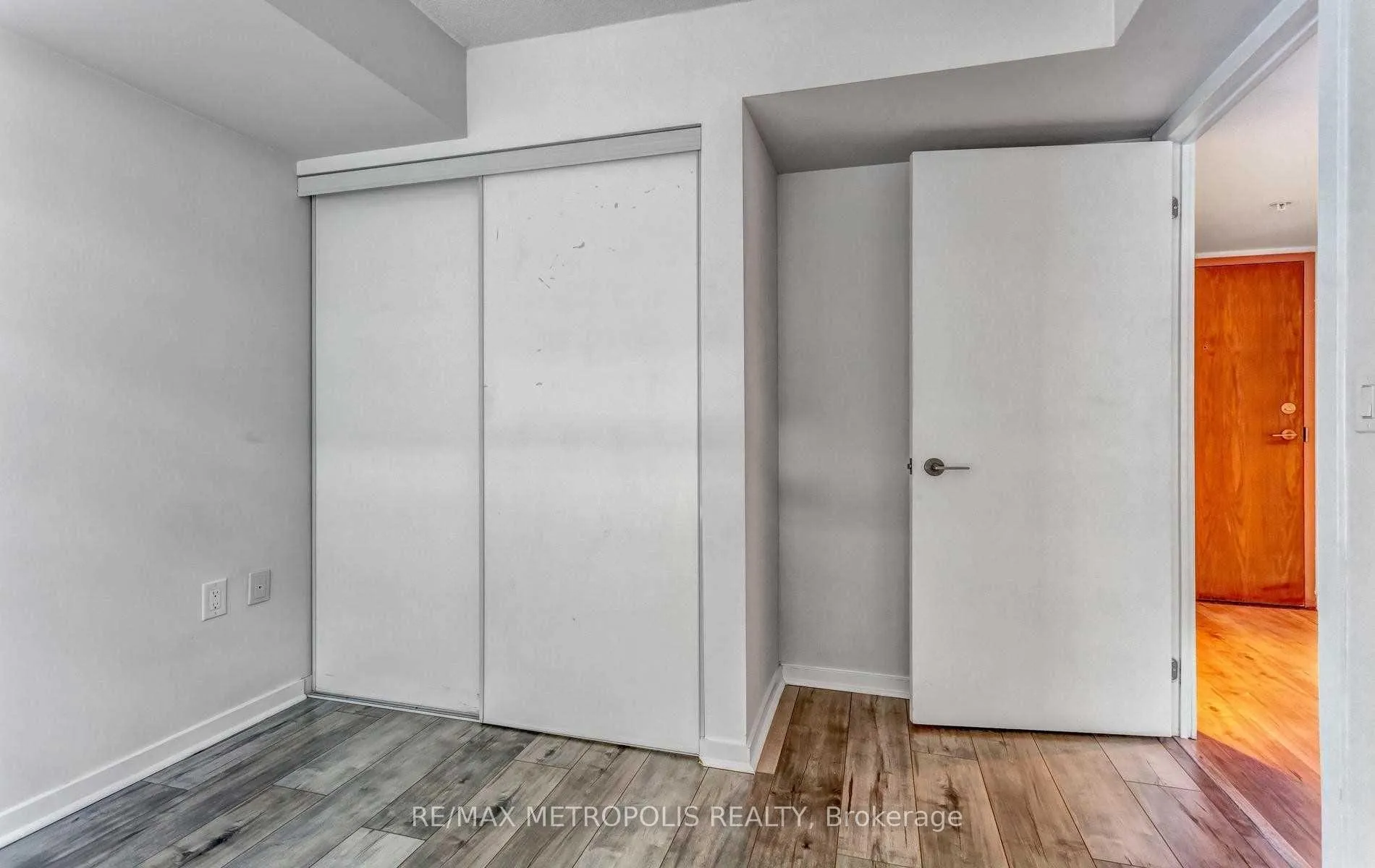 Photo 14 of Unit 712E, 36 Lisgar Street, Toronto, Little Portugal — HOMEH