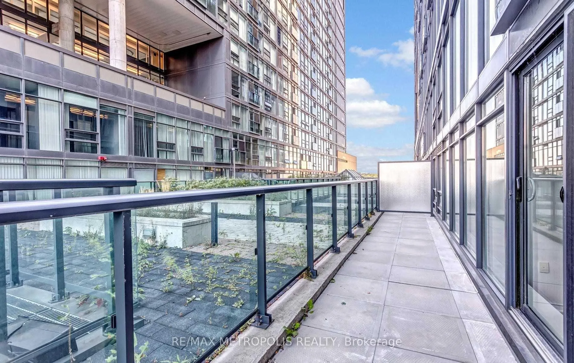 Photo 21 of Unit 712E, 36 Lisgar Street, Toronto, Little Portugal — HOMEH