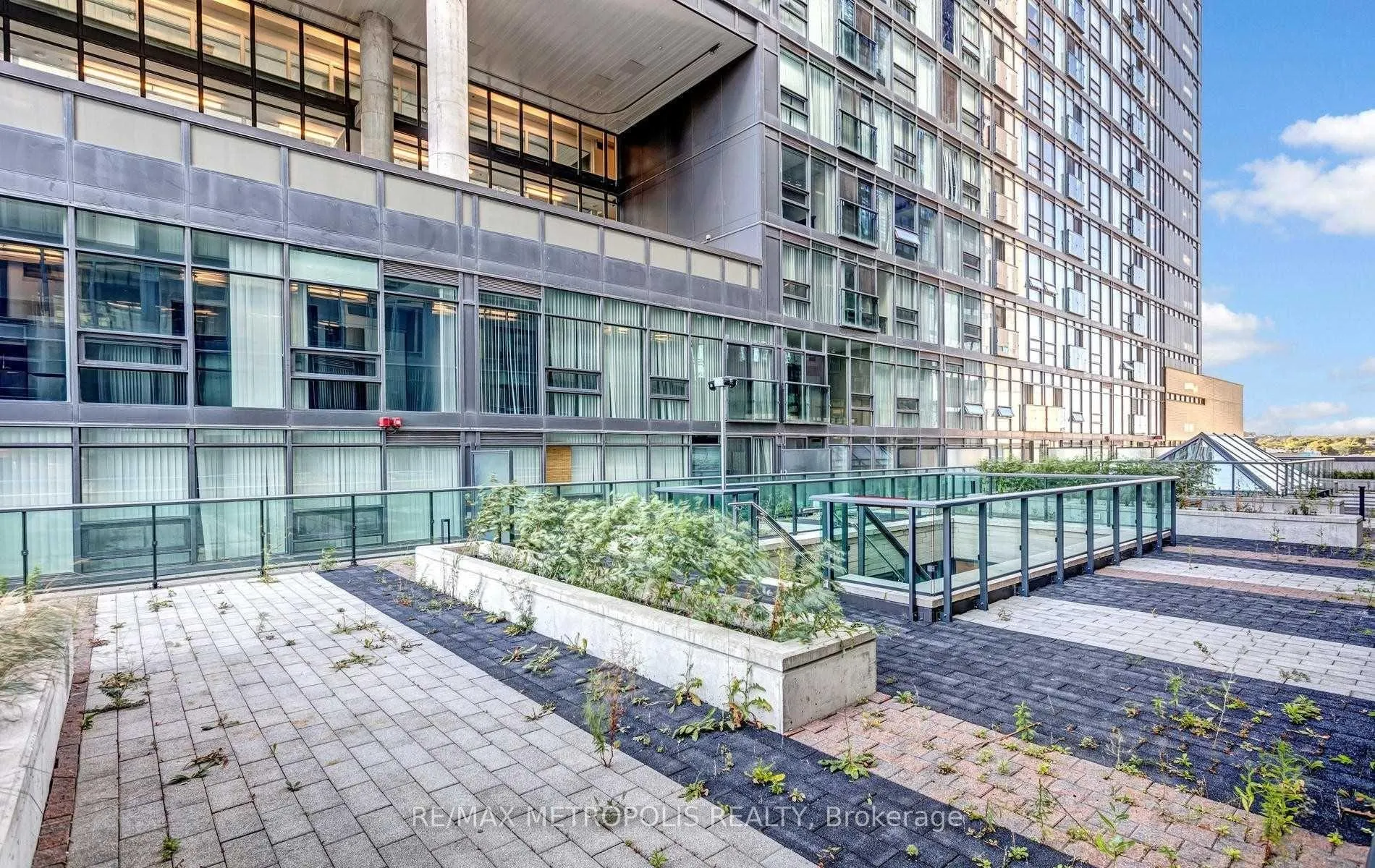 Photo 24 of Unit 712E, 36 Lisgar Street, Toronto, Little Portugal — HOMEH