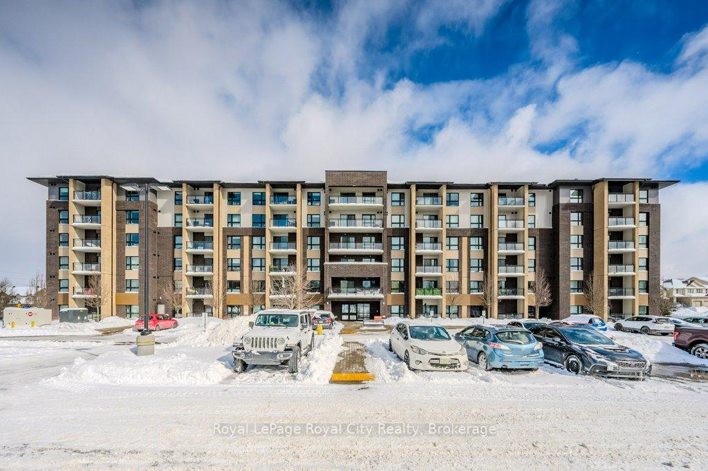 Front of Unit 309, 7 Kay Crescent