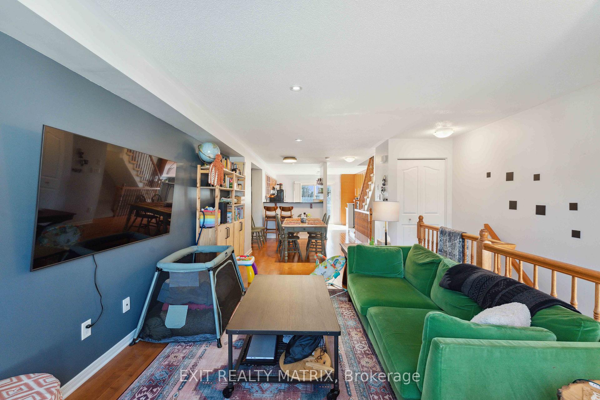 Photo 6 of 14 Jenscott Private, Ottawa, Central Park — HOMEH