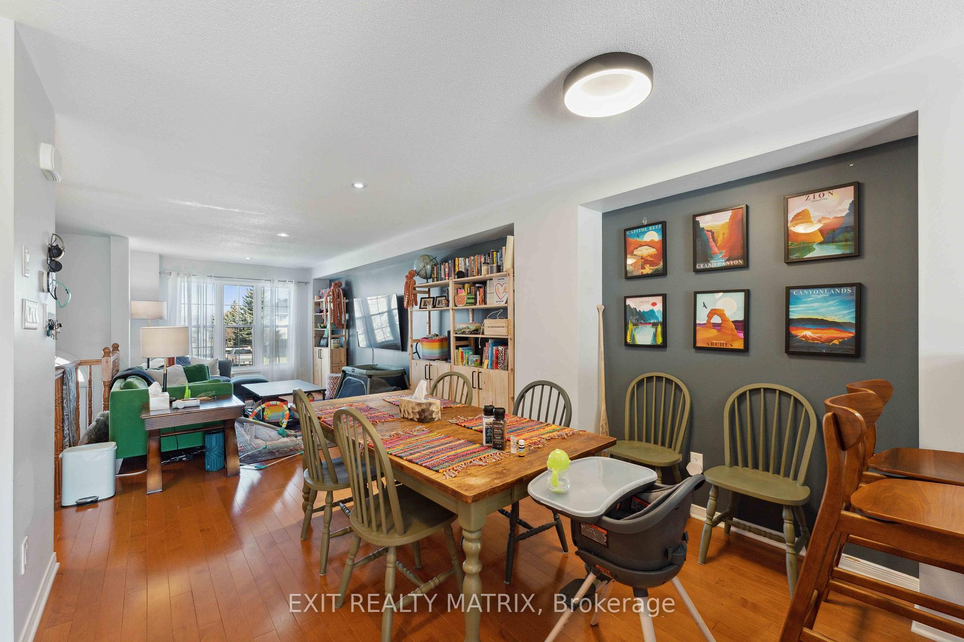 Photo 7 of 14 Jenscott Private, Ottawa, Central Park — HOMEH