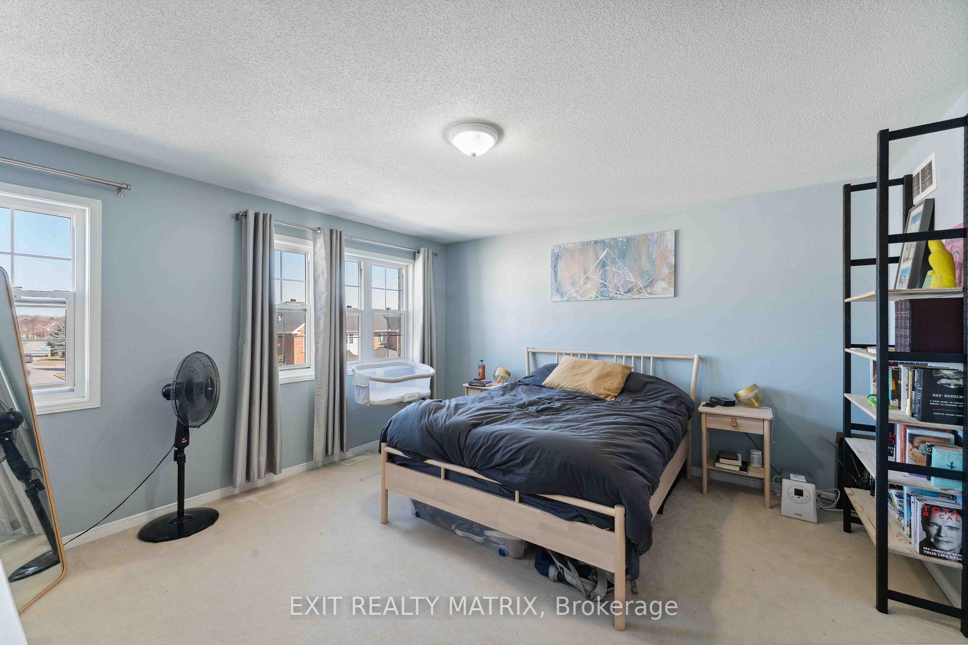 Photo 13 of 14 Jenscott Private, Ottawa, Central Park — HOMEH