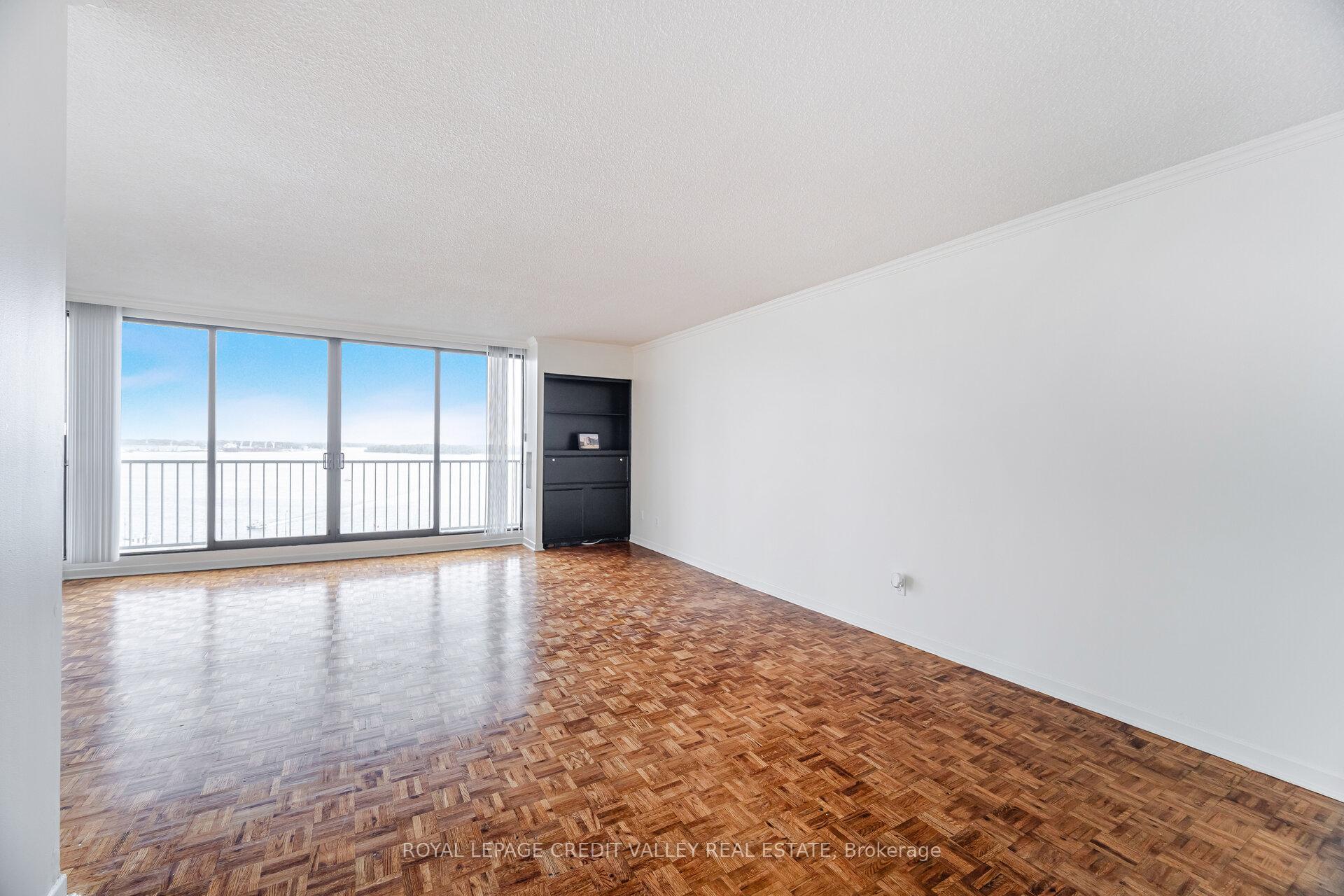 Photo 20 of Unit 1421, 33 Harbour Square, Toronto, Waterfront Communities — HOMEH