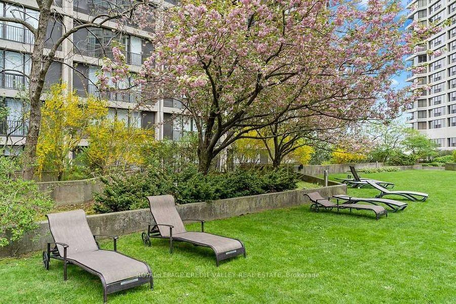 Photo 31 of Unit 1421, 33 Harbour Square, Toronto, Waterfront Communities — HOMEH