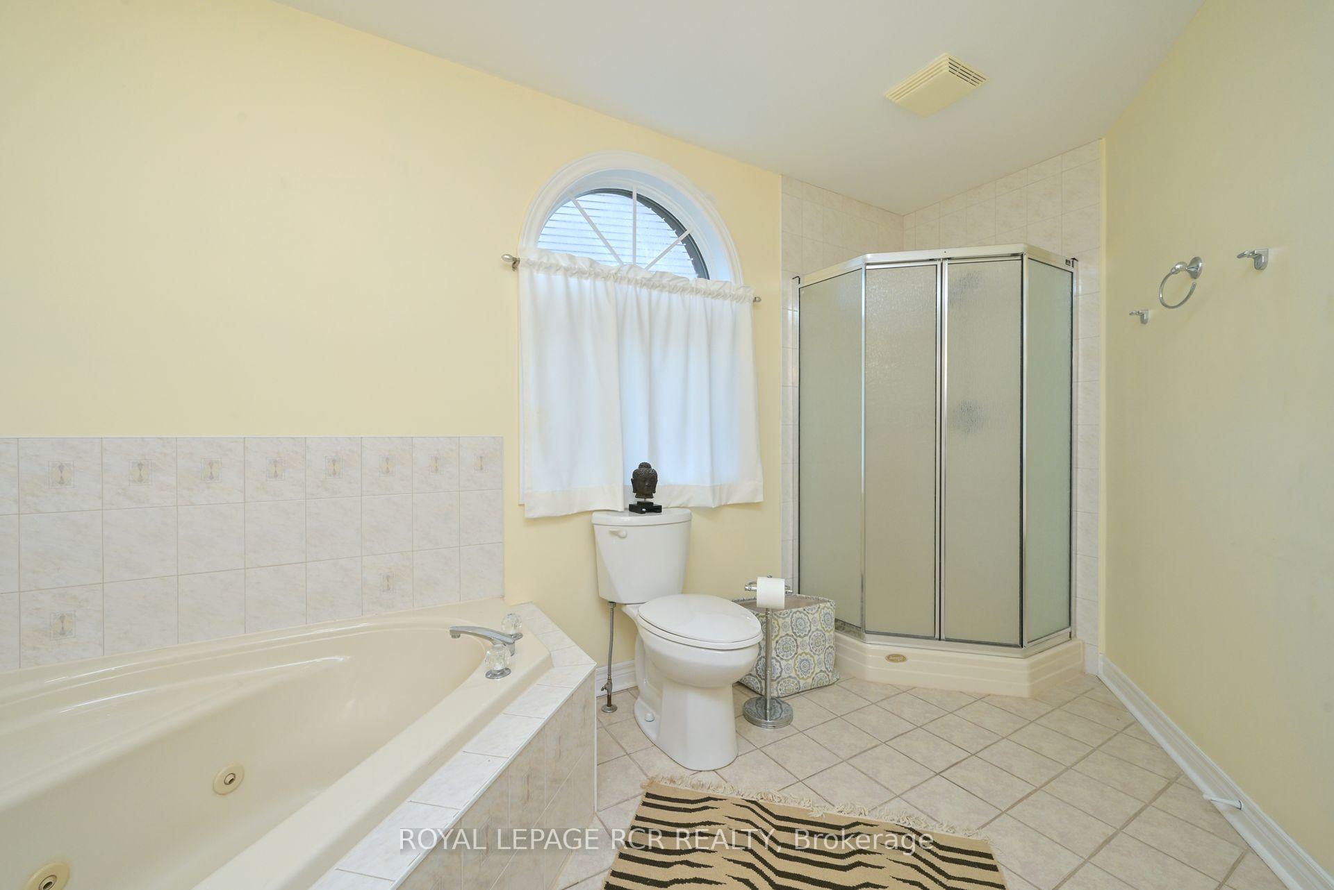 Photo 25 of 194 Green Briar Road, New Tecumseth, Alliston — HOMEH