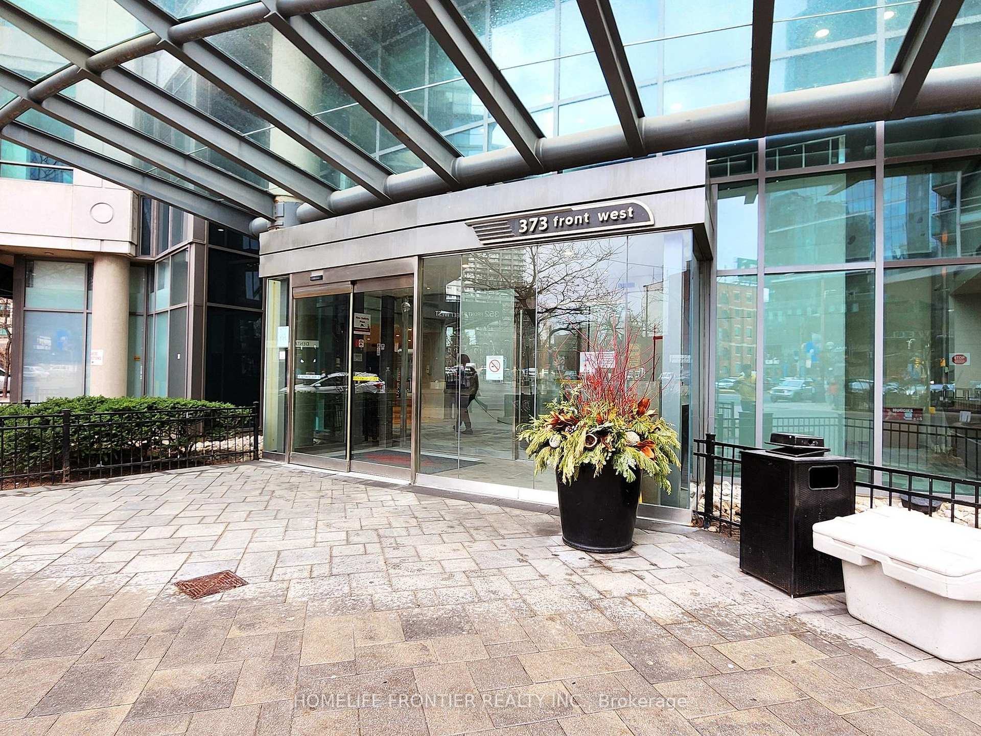 Photo 3 of Unit 3202, 373 Front Street W, Toronto, Waterfront Communities — HOMEH