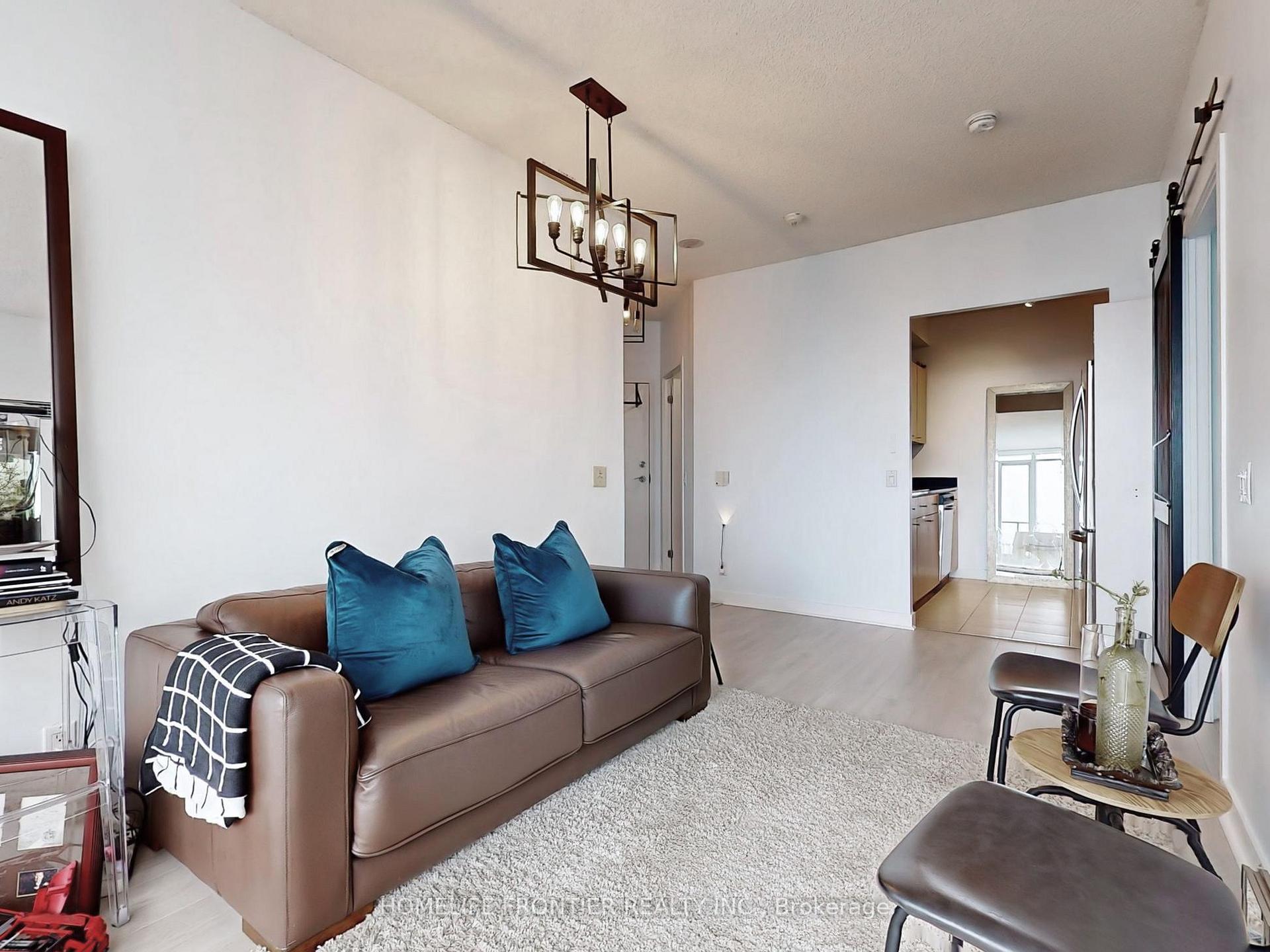 Photo 8 of Unit 3202, 373 Front Street W, Toronto, Waterfront Communities — HOMEH