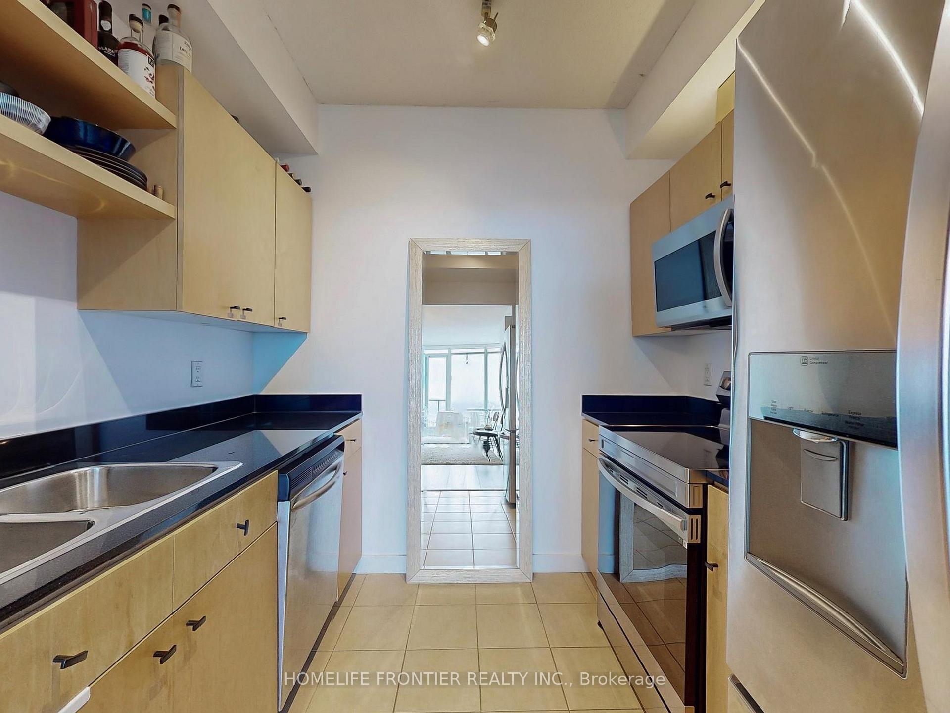 Photo 13 of Unit 3202, 373 Front Street W, Toronto, Waterfront Communities — HOMEH