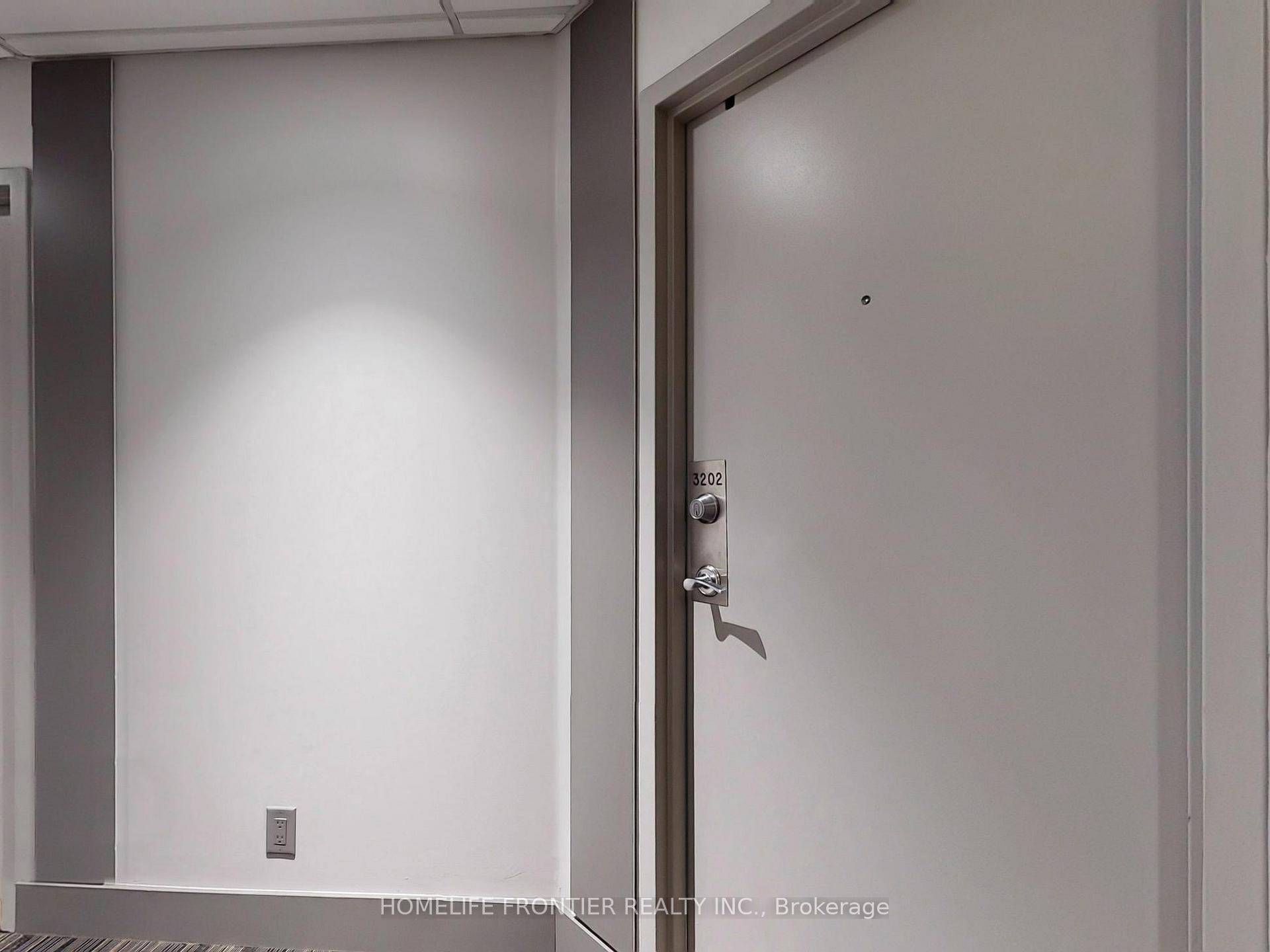 Photo 34 of Unit 3202, 373 Front Street W, Toronto, Waterfront Communities — HOMEH