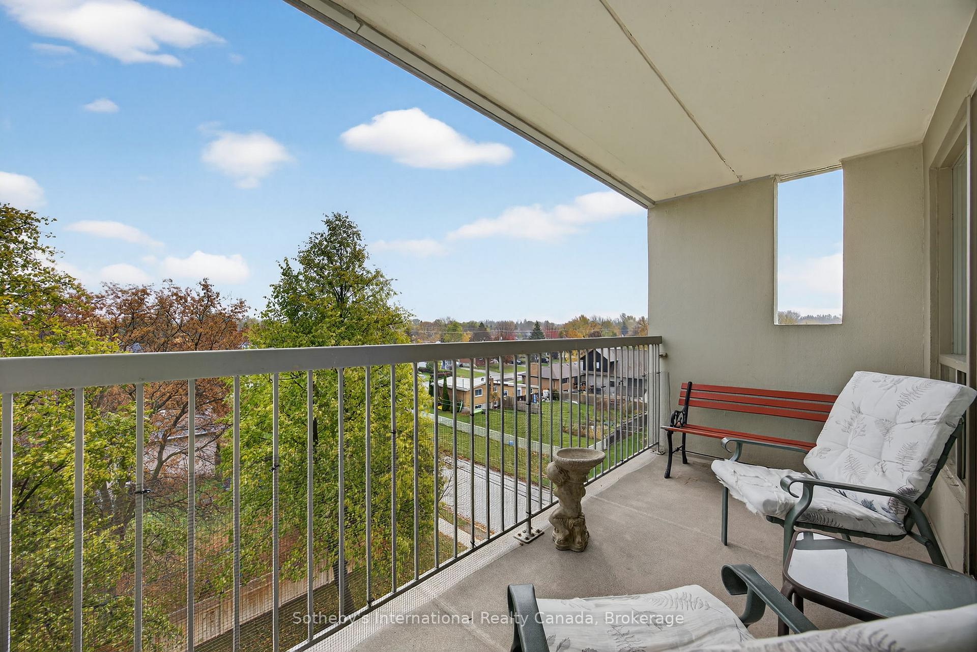 Photo 3 of Unit 508, 172 Eighth Street, Collingwood — HOMEH