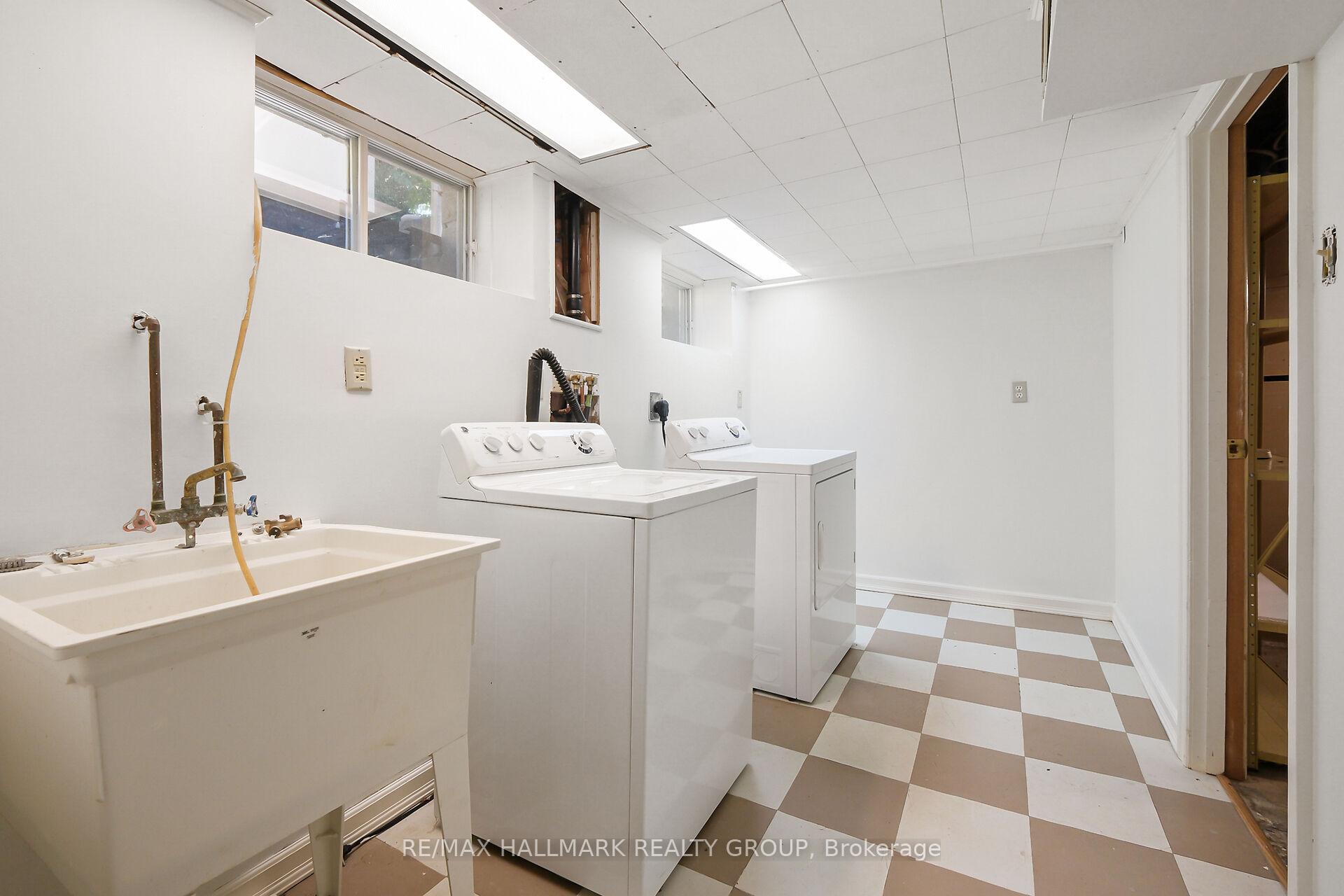 Photo 46 of 82 Laurentian Place, Ottawa, Civic Hospital — HOMEH