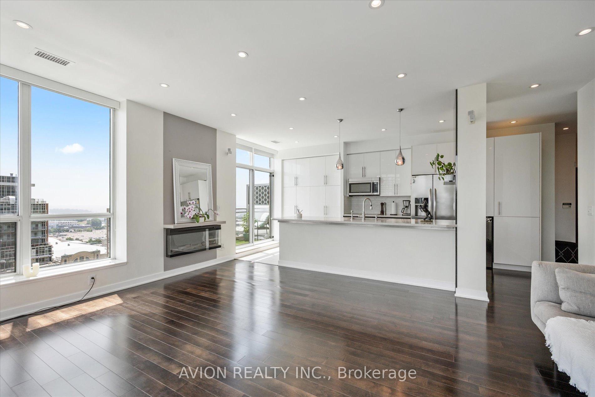 Photo 23 of Unit Ph 2402, 50 Lynn Williams Street, Toronto, Niagara — HOMEH