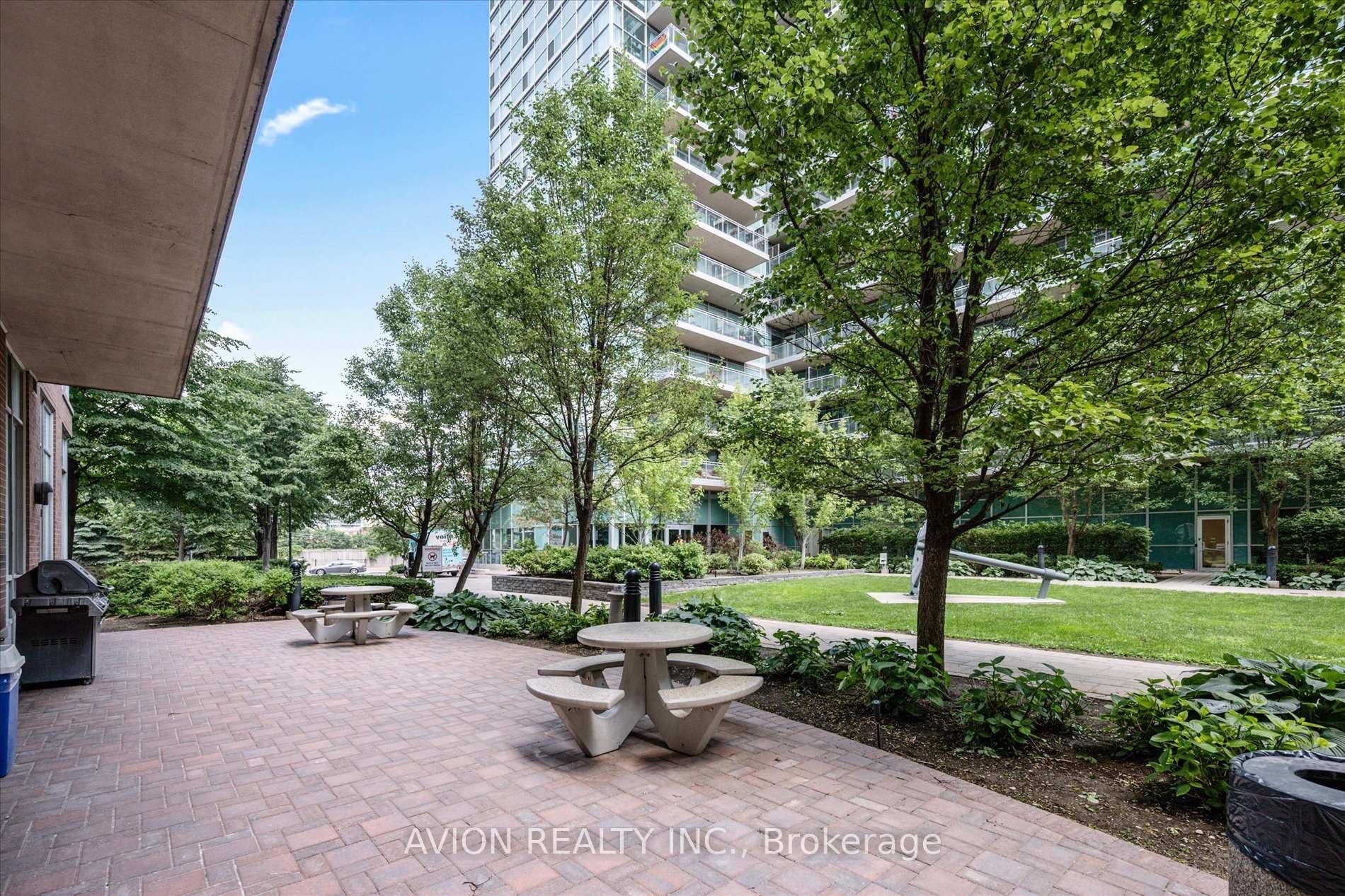 Photo 35 of Unit Ph 2402, 50 Lynn Williams Street, Toronto, Niagara — HOMEH