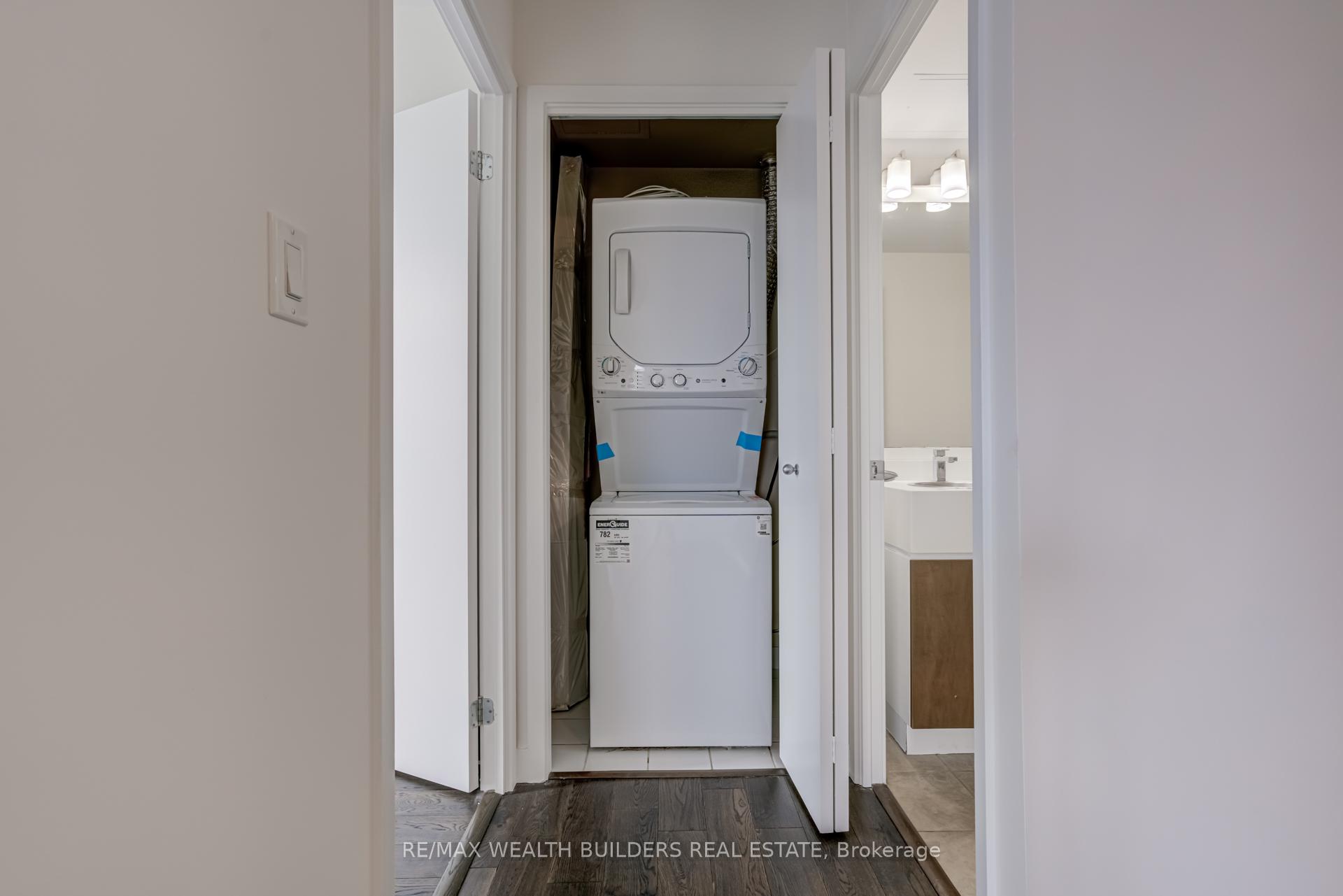 Photo 10 of Unit 712, 35 Mariner Terrace, Toronto, Waterfront Communities — HOMEH