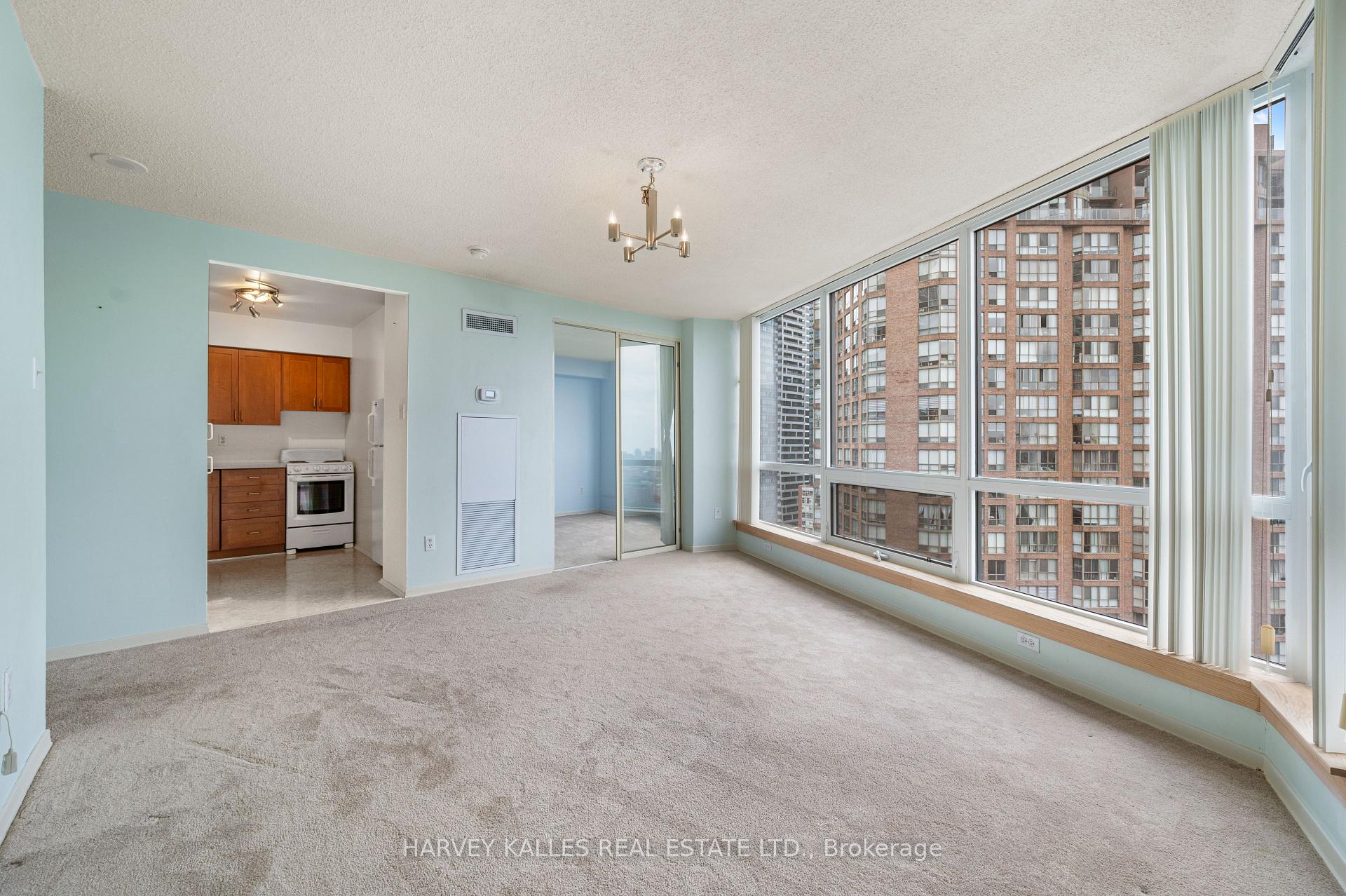 Photo 6 of Unit 2110, 1055 Bay Street, Toronto, Bay Street Corridor — HOMEH