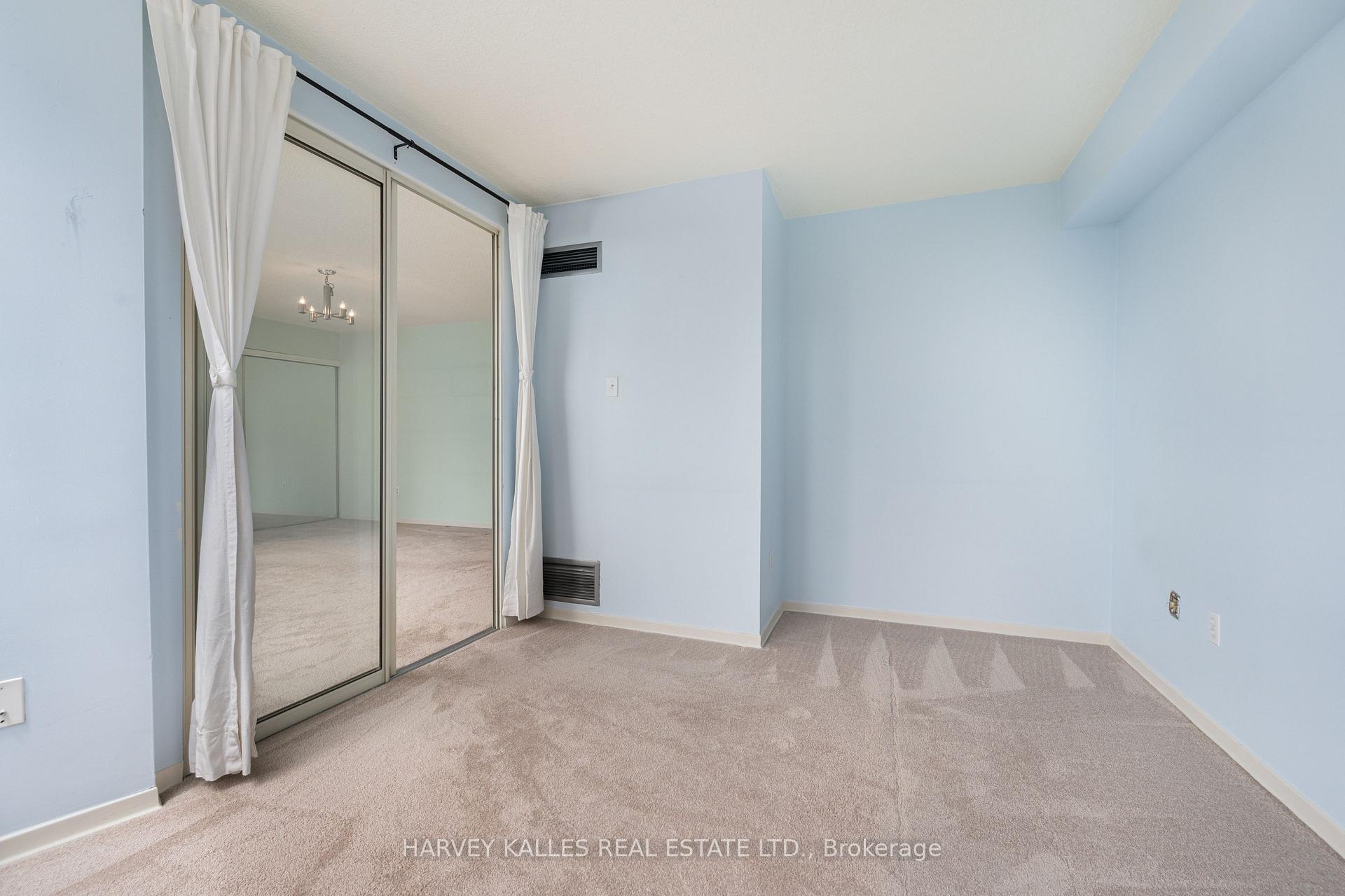 Photo 15 of Unit 2110, 1055 Bay Street, Toronto, Bay Street Corridor — HOMEH