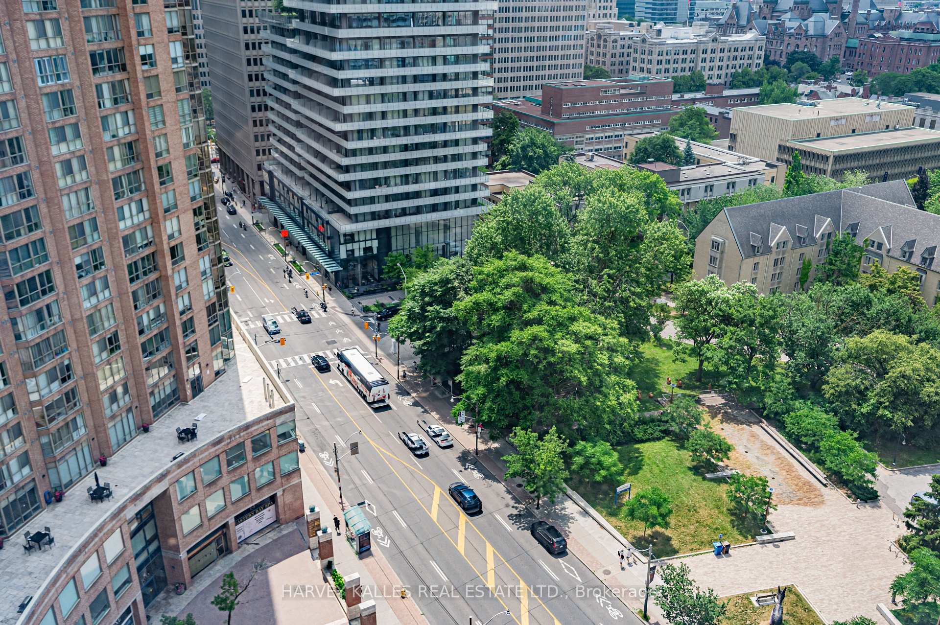 Photo 24 of Unit 2110, 1055 Bay Street, Toronto, Bay Street Corridor — HOMEH