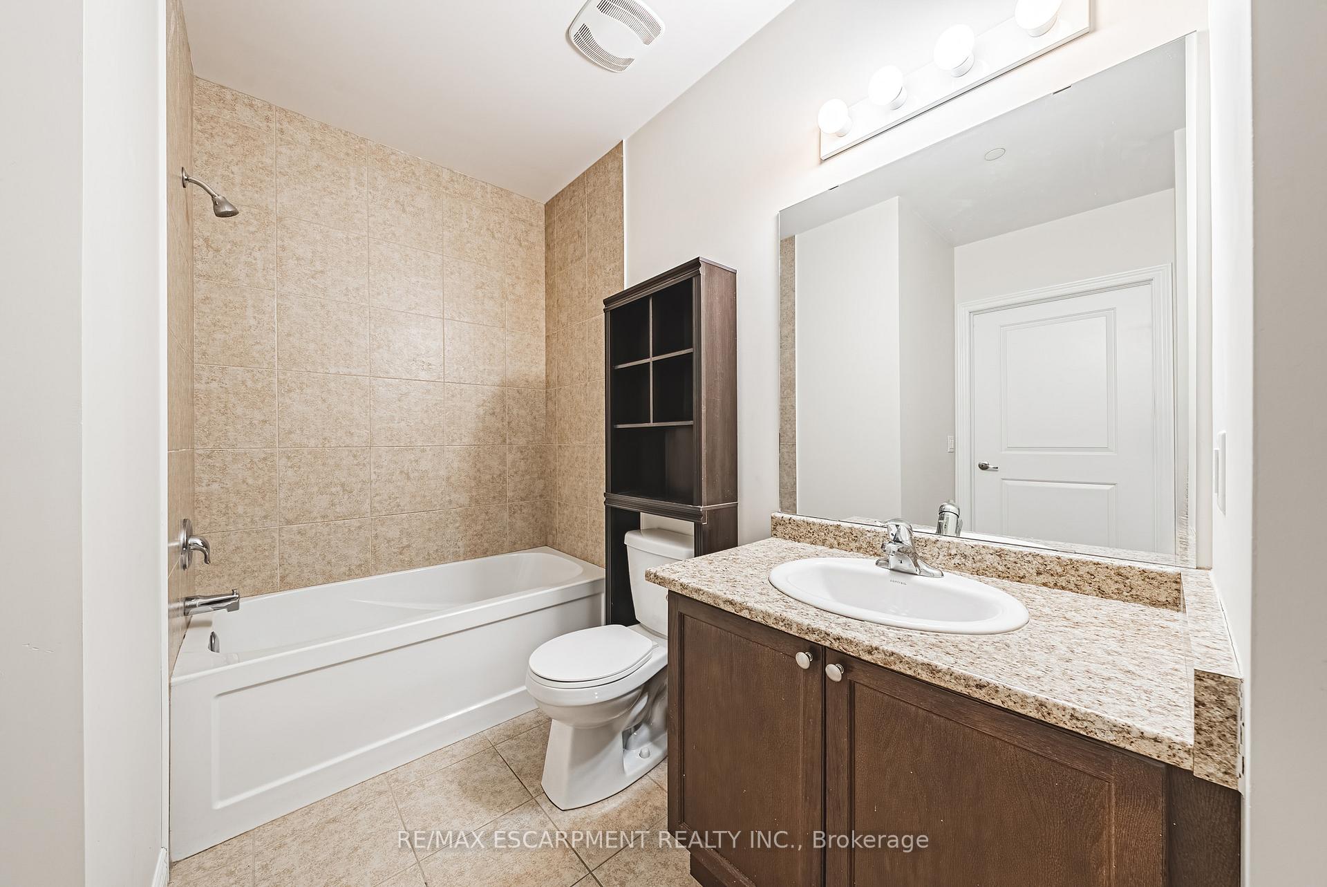Photo 14 of Unit 308, 95 Wilson Street, Hamilton, Ancaster — HOMEH