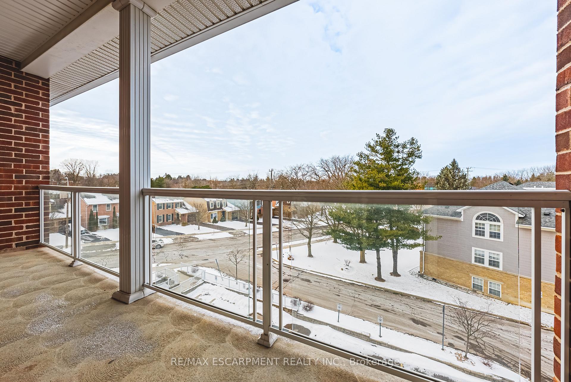 Photo 17 of Unit 308, 95 Wilson Street, Hamilton, Ancaster — HOMEH