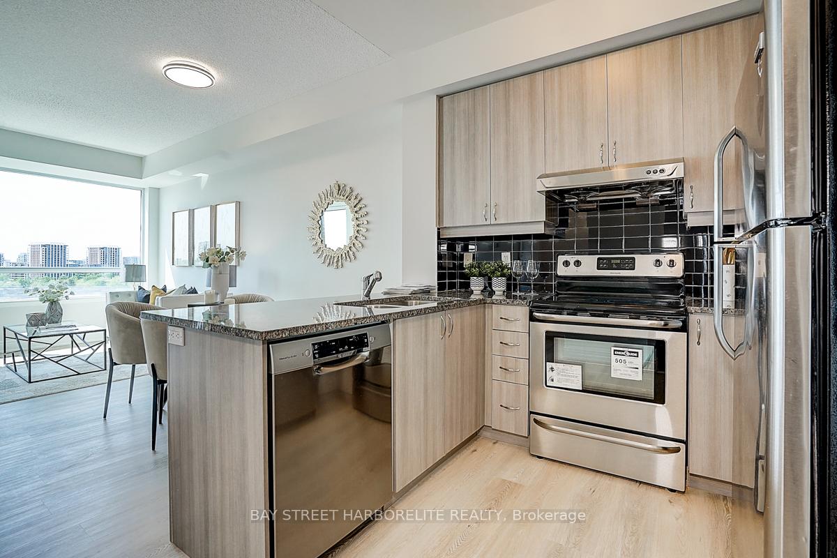Photo 5 of Unit 812, 8130 Birchmount Road, Markham, Unionville — HOMEH