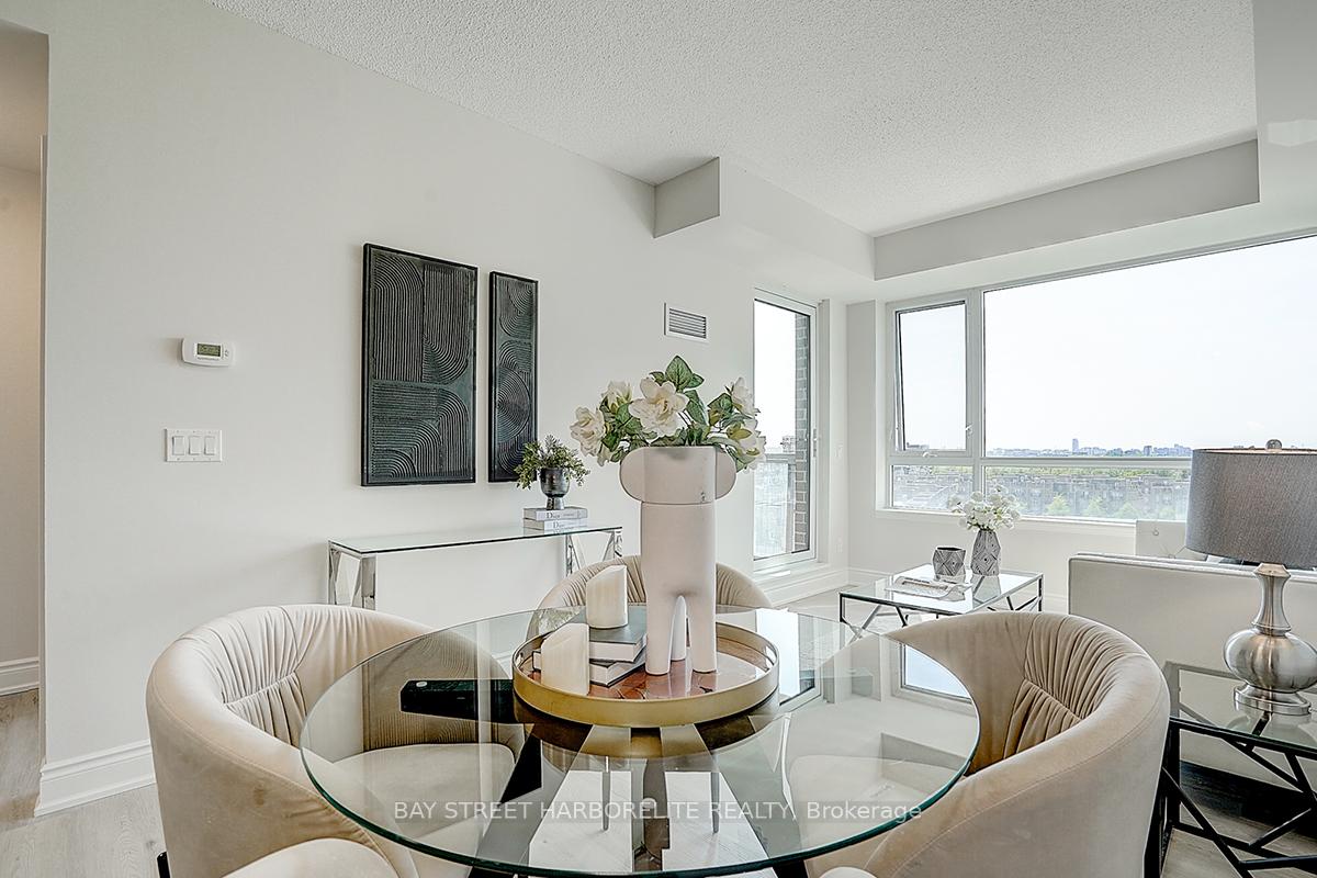 Photo 10 of Unit 812, 8130 Birchmount Road, Markham, Unionville — HOMEH