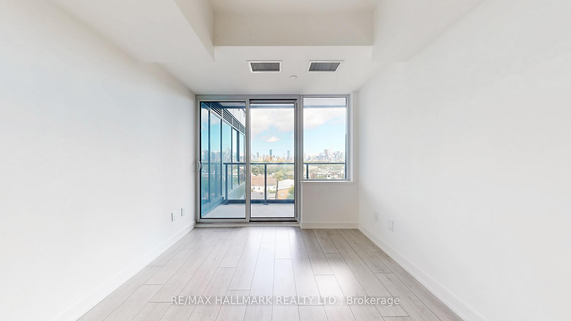 Photo 8 of Unit 709, 5 Lakeview Avenue, Toronto, Trinity-Bellwoods — HOMEH