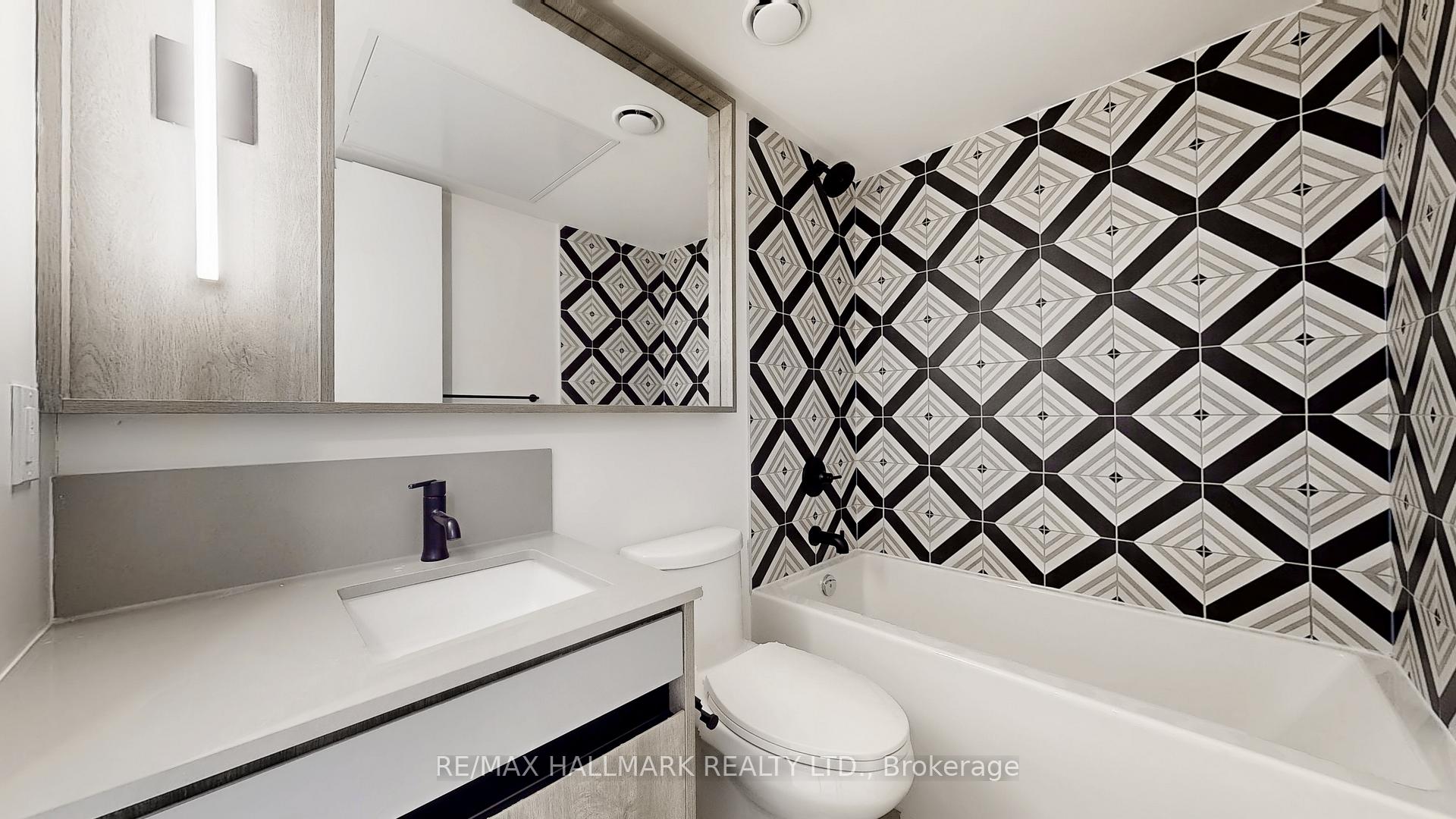 Photo 20 of Unit 709, 5 Lakeview Avenue, Toronto, Trinity-Bellwoods — HOMEH