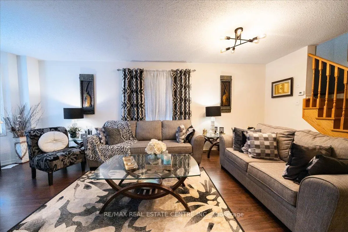 Photo 10 of 523 Nairn Circle, Milton, Scott — HOMEH