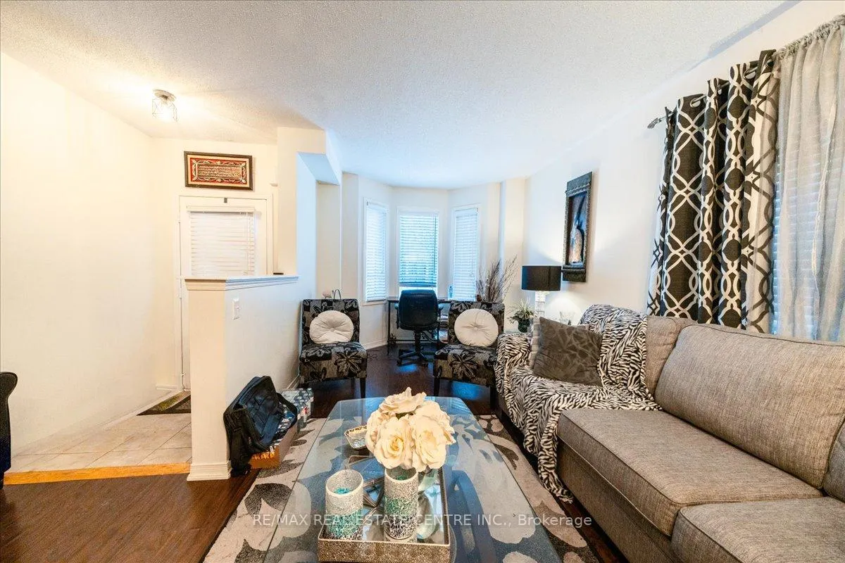 Photo 12 of 523 Nairn Circle, Milton, Scott — HOMEH