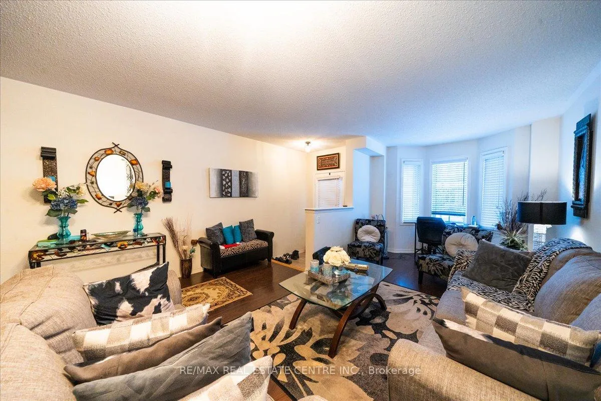 Photo 14 of 523 Nairn Circle, Milton, Scott — HOMEH