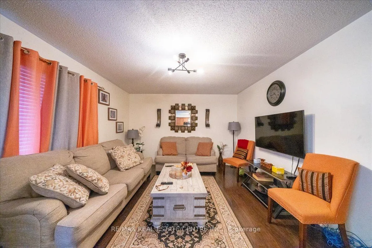 Photo 19 of 523 Nairn Circle, Milton, Scott — HOMEH