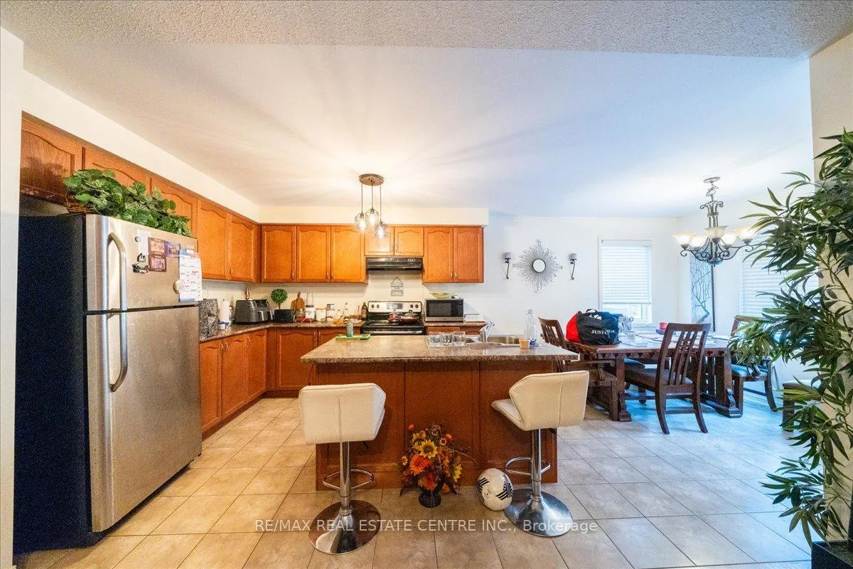 Photo 22 of 523 Nairn Circle, Milton, Scott — HOMEH