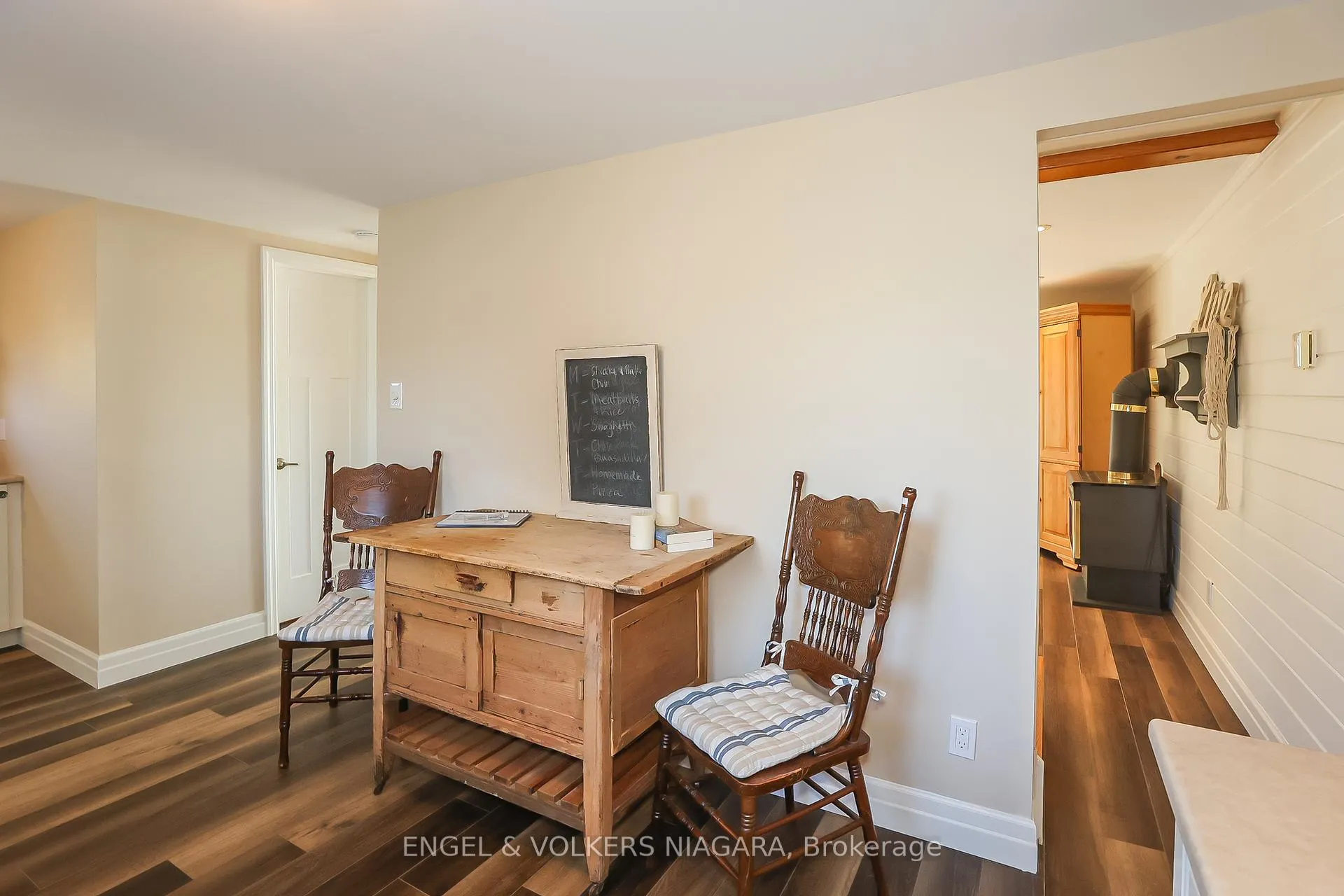 Photo 7 of 41 Andrew Crescent, Goderich, Goderich (Town) — HOMEH
