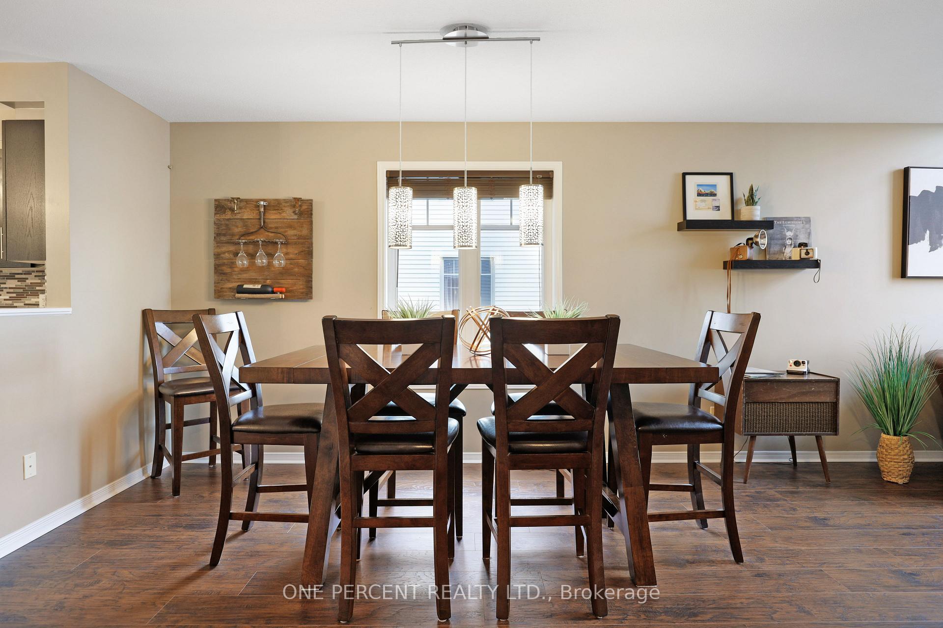 Photo 10 of Unit 24, 382 Galston Private, Ottawa, Mer Bleue/Bradley Estates/Anderson Park — HOMEH