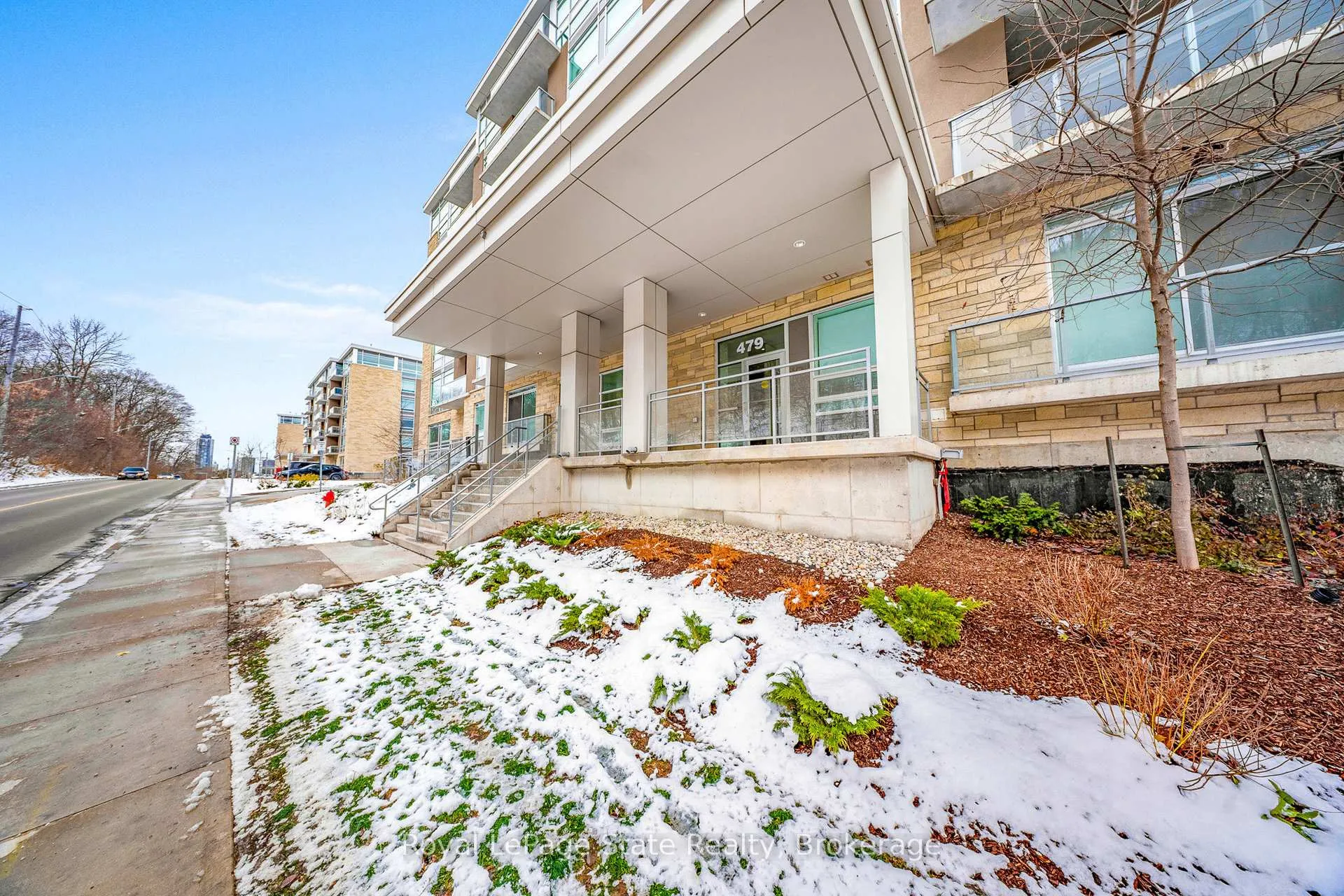 Photo 3 of Unit 502, 479 Charlton Avenue E, Hamilton, Stinson — HOMEH