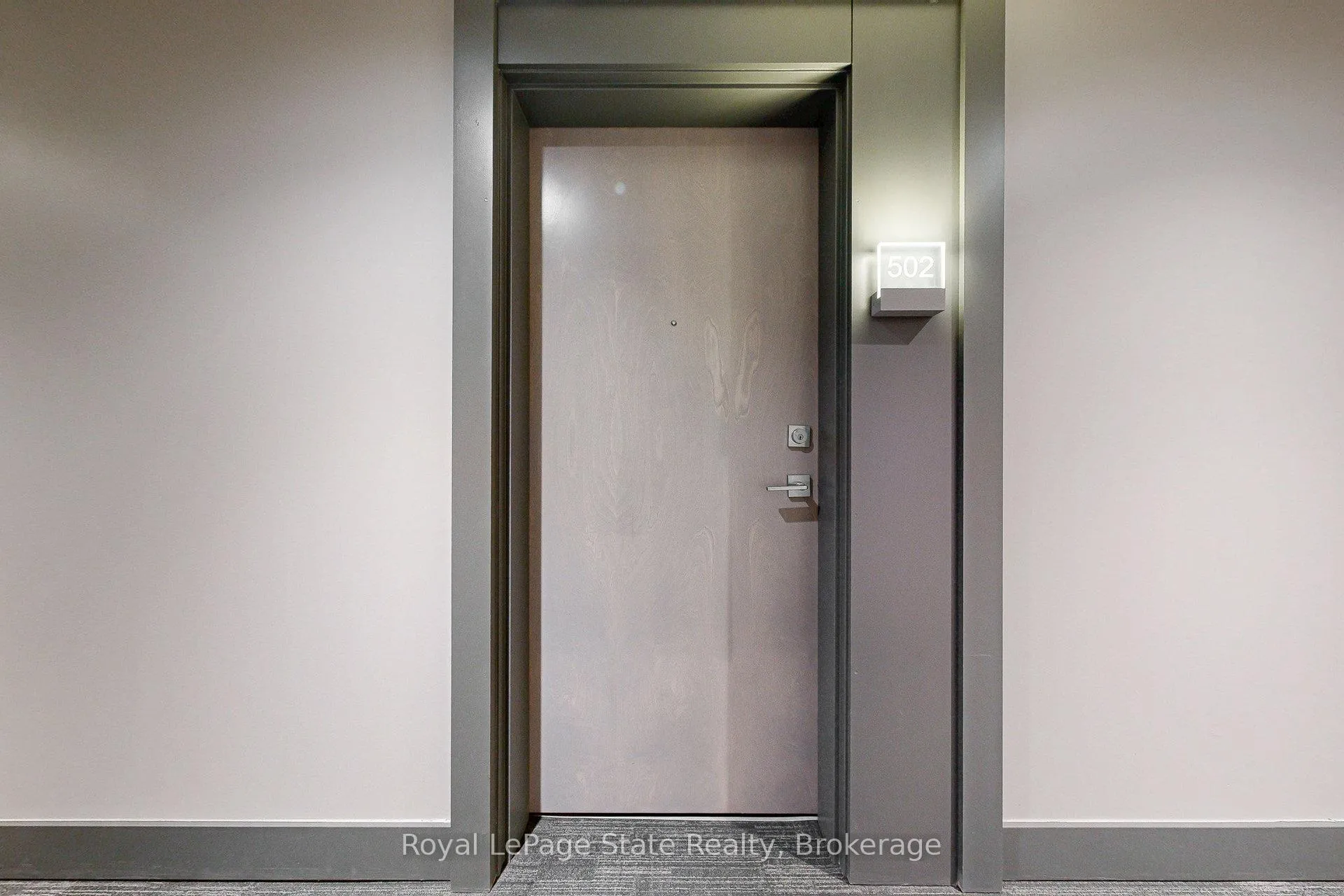 Photo 9 of Unit 502, 479 Charlton Avenue E, Hamilton, Stinson — HOMEH